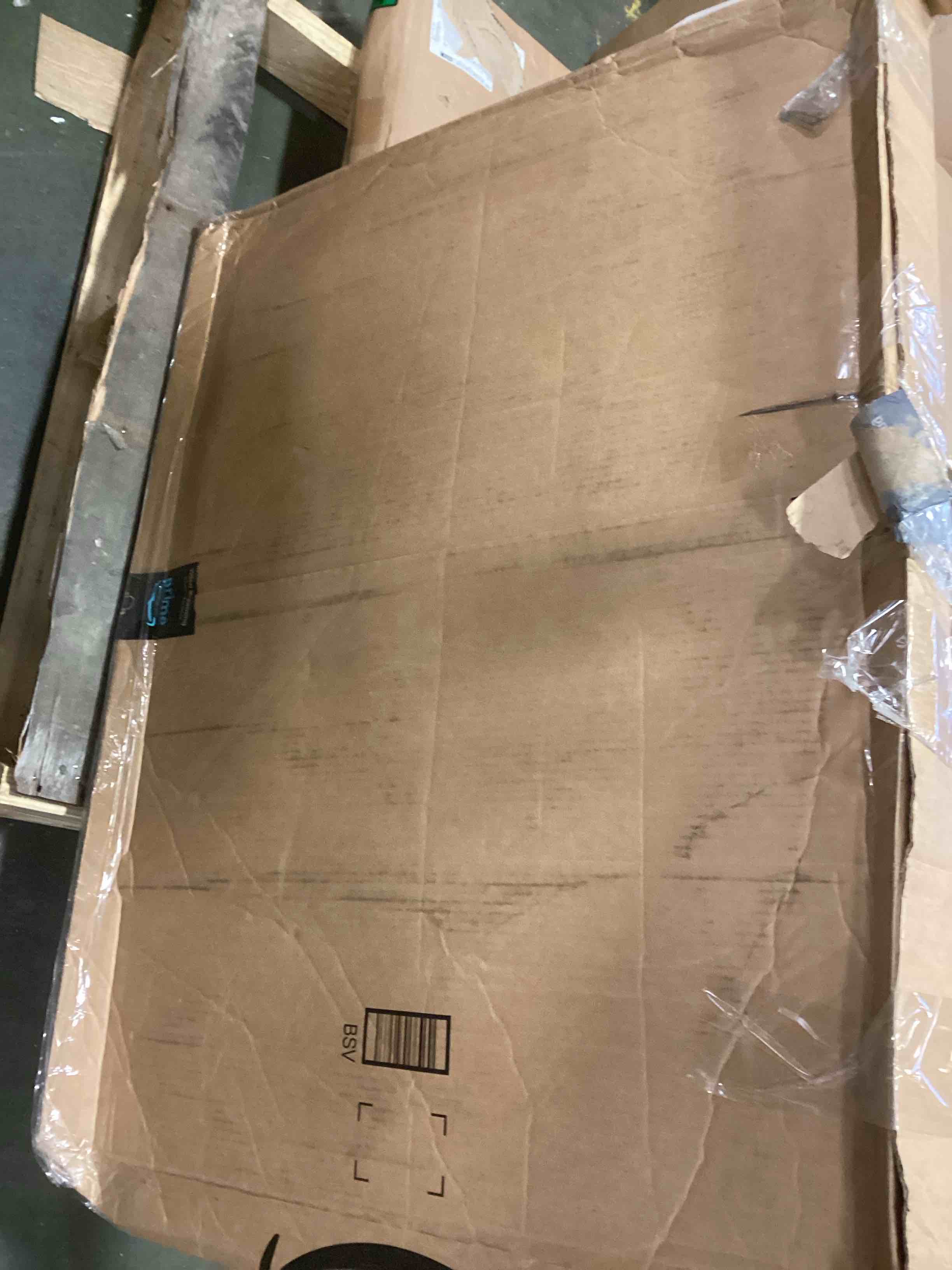 https://s3.amazonaws.com/lotting-images-prod/bidfta/RED5811383_1705411939434.jpeg