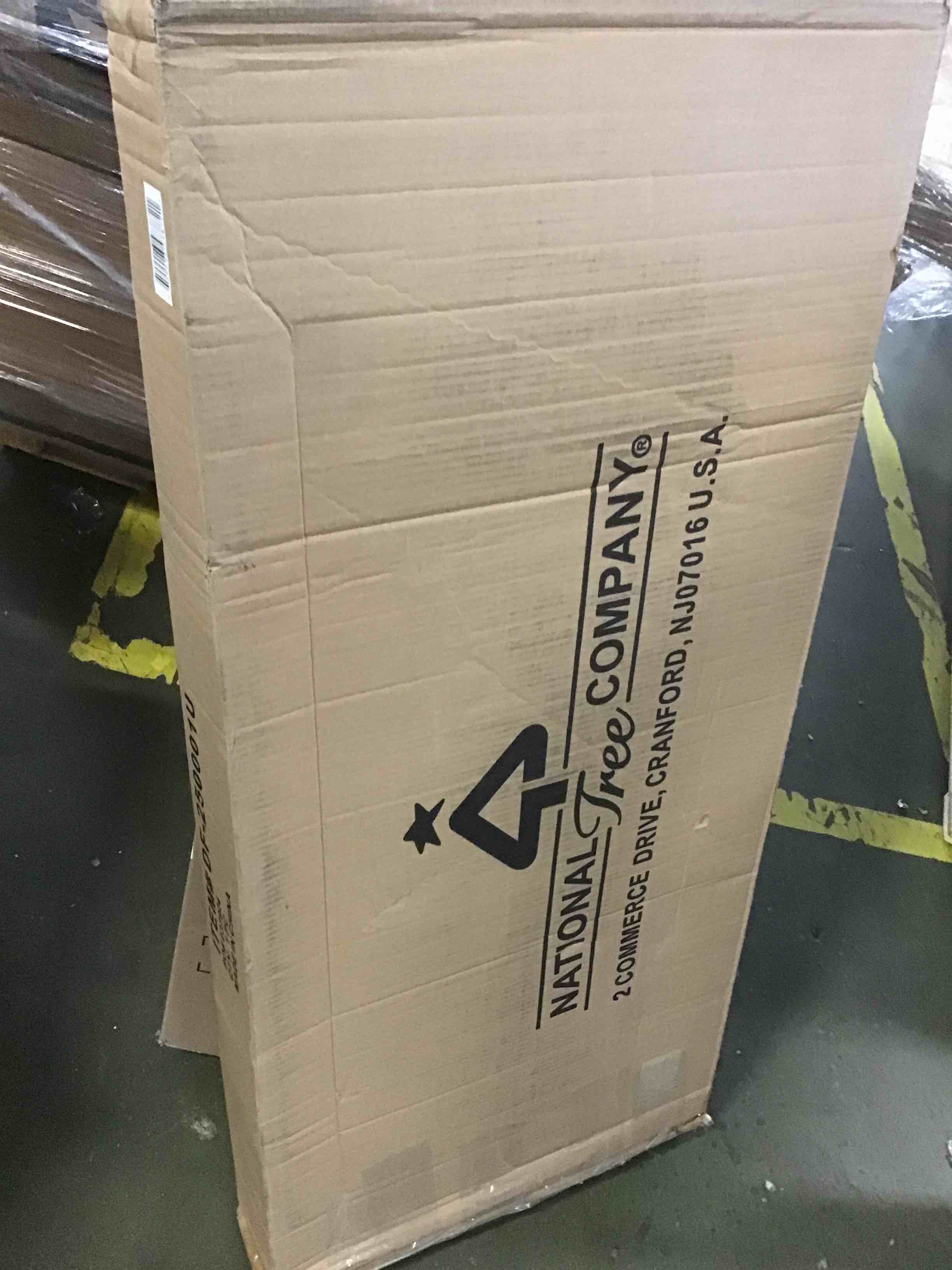 https://s3.amazonaws.com/lotting-images-prod/bidfta/RED5811641_1703186497335.jpeg