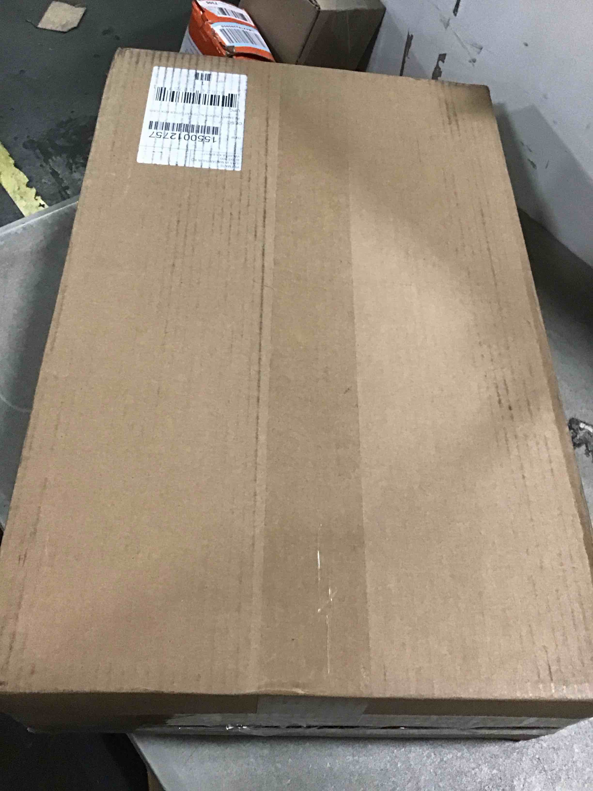 https://s3.amazonaws.com/lotting-images-prod/bidfta/RED5811699_1703247917279.jpeg