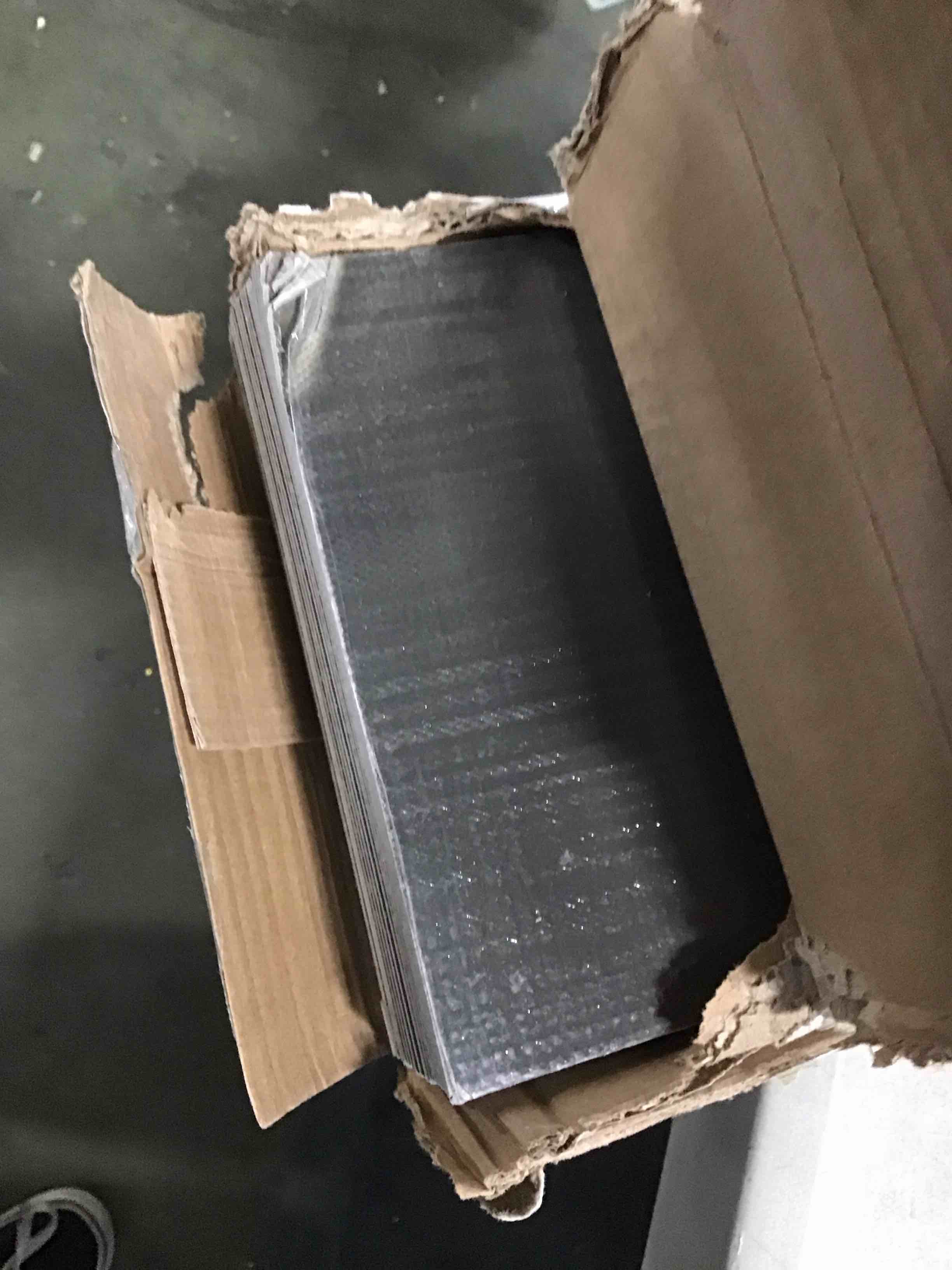 https://s3.amazonaws.com/lotting-images-prod/bidfta/RED5811773_1703256985929.jpeg
