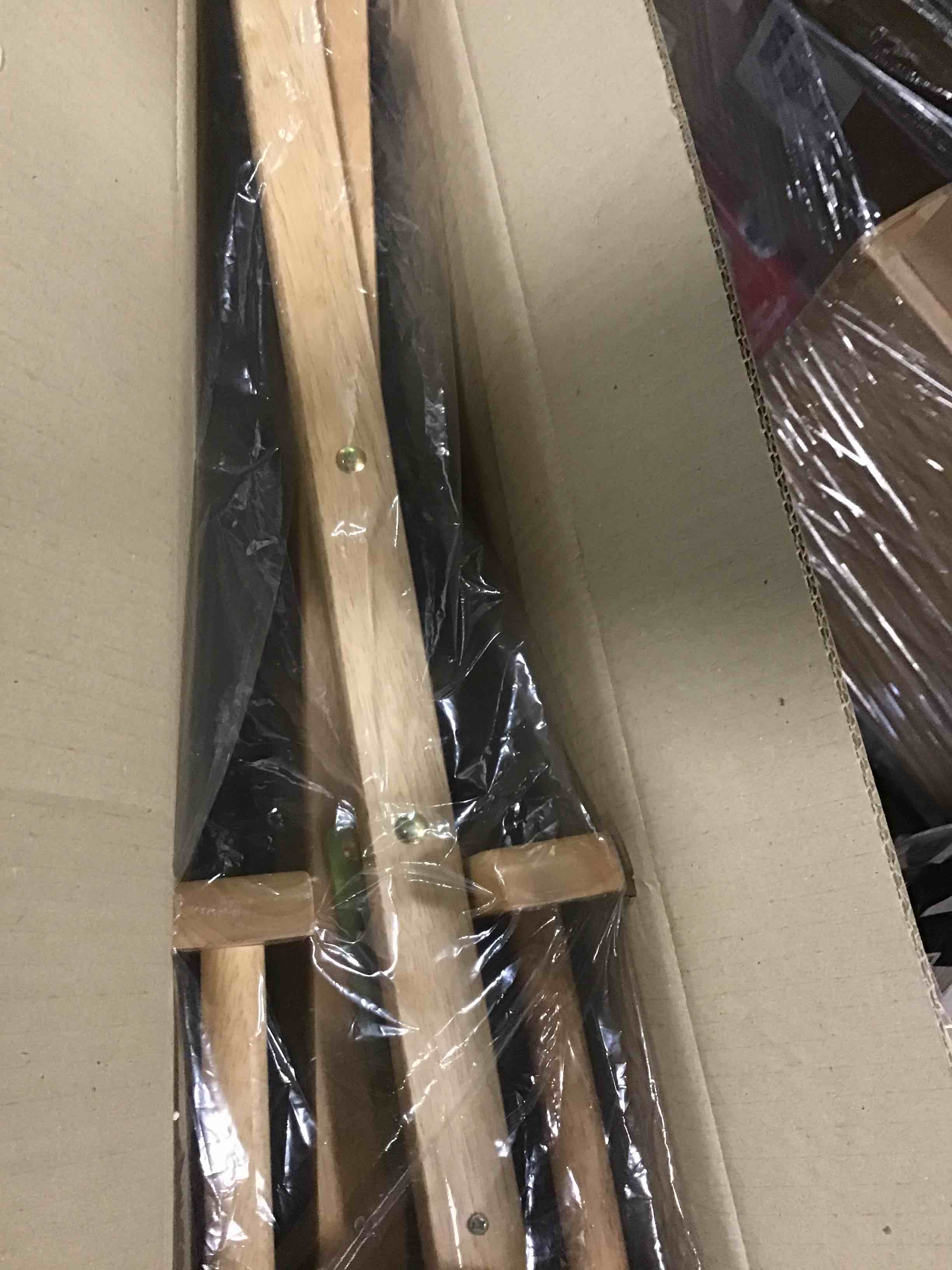 https://s3.amazonaws.com/lotting-images-prod/bidfta/RED5811987_1703346099889.jpeg