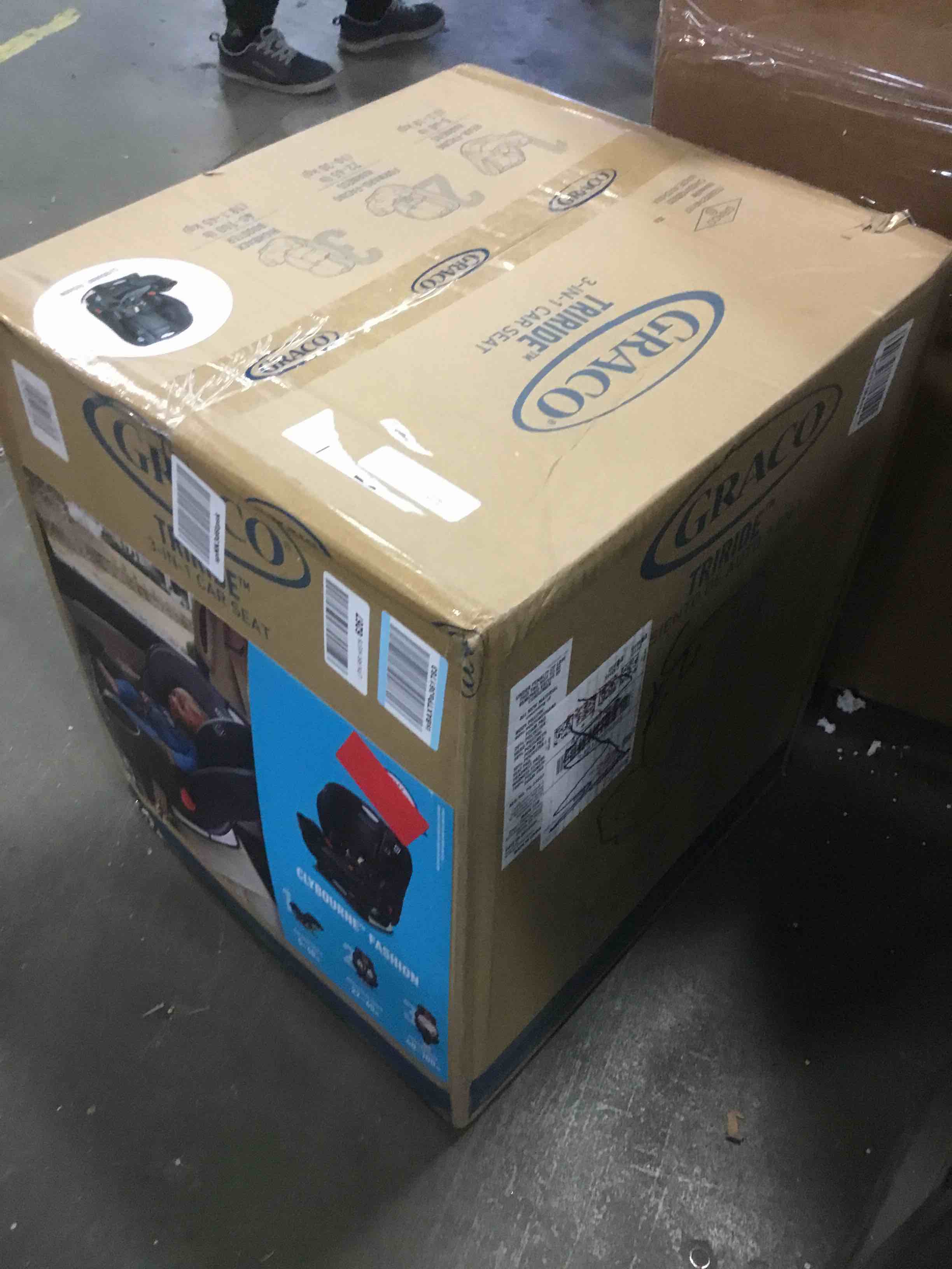 https://s3.amazonaws.com/lotting-images-prod/bidfta/RED5812800_1704308966632.jpeg