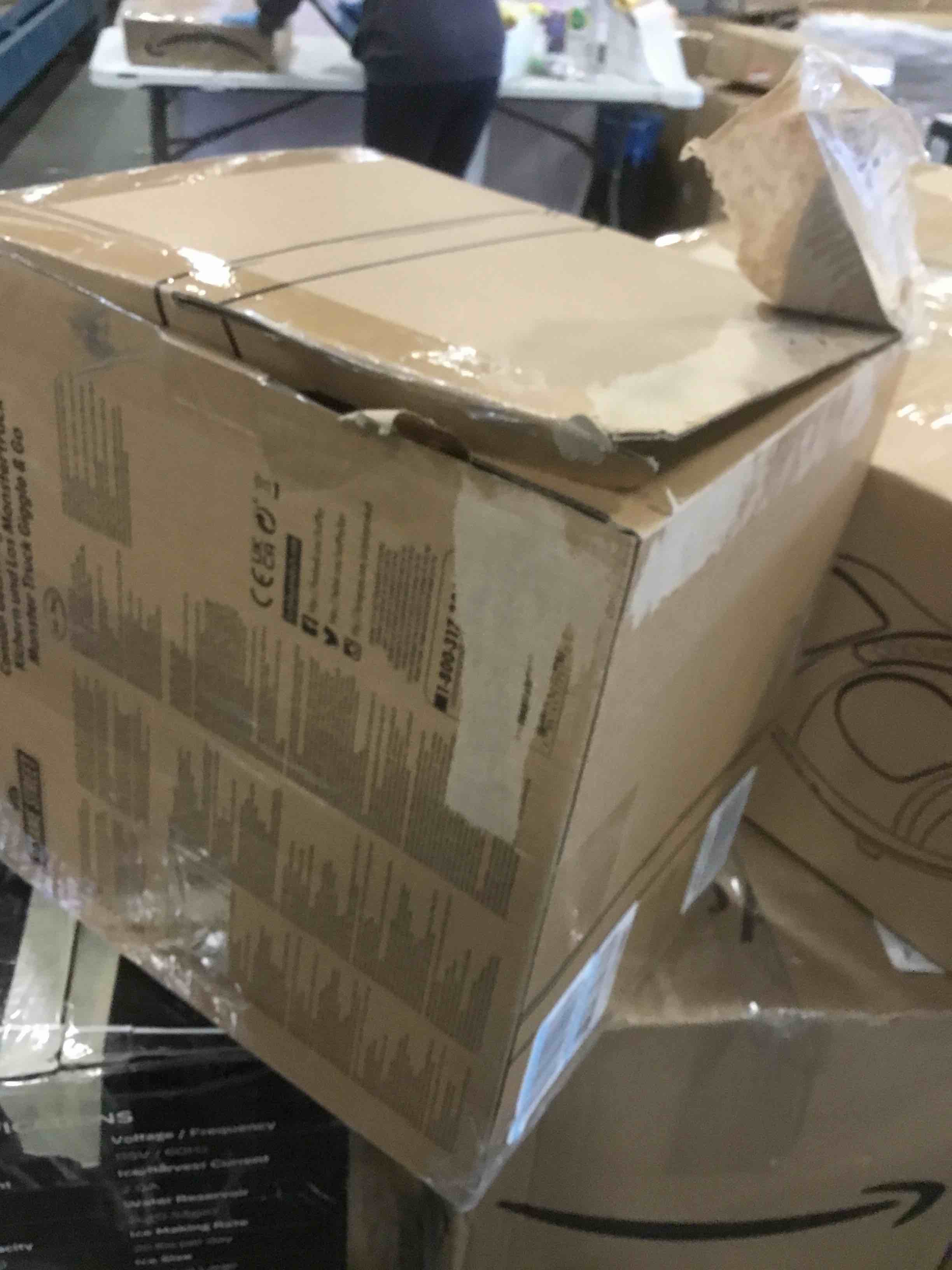 https://s3.amazonaws.com/lotting-images-prod/bidfta/RED5812807_1704309925808.jpeg