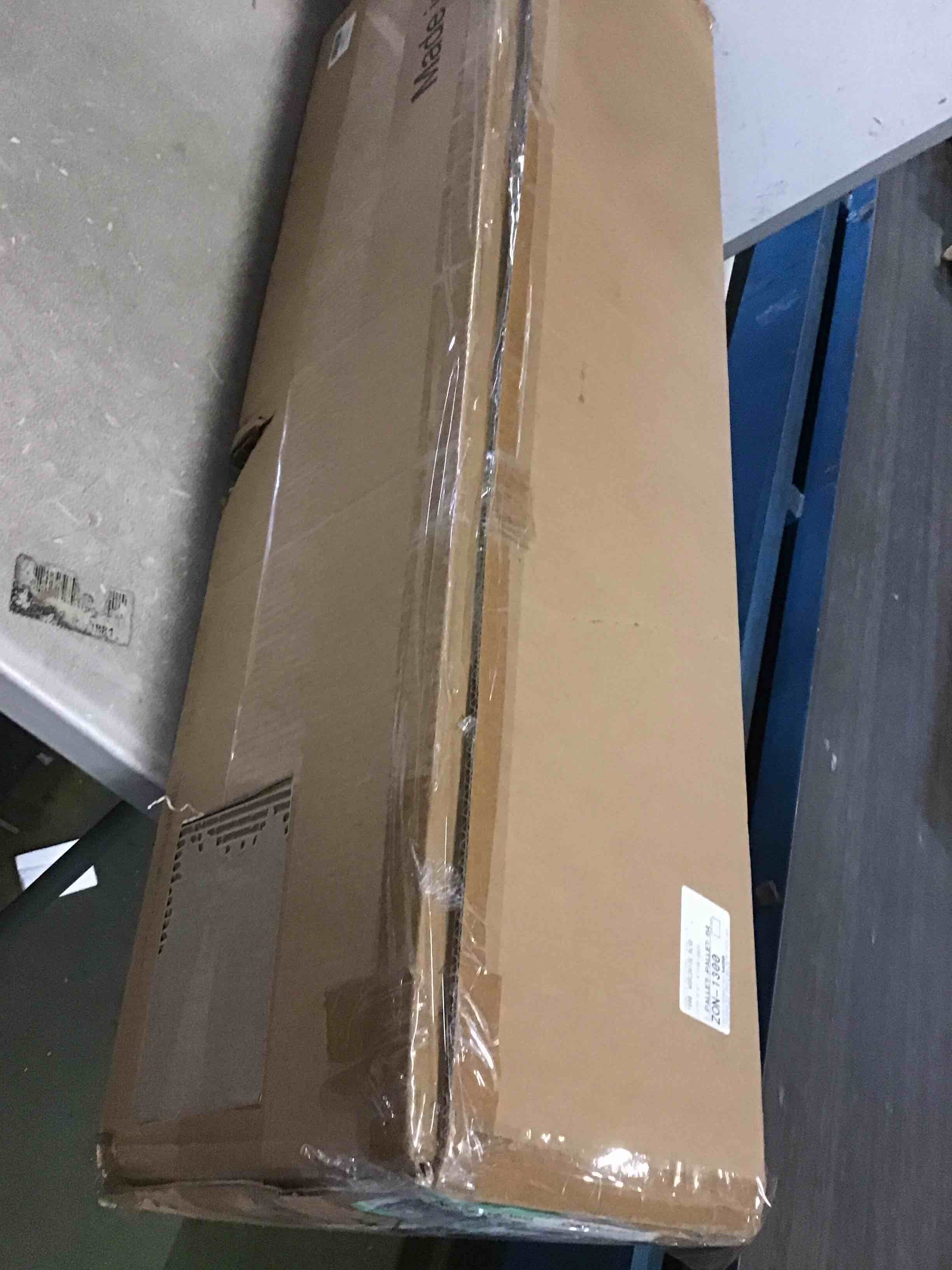 https://s3.amazonaws.com/lotting-images-prod/bidfta/RED5813076_1703182922028.jpeg