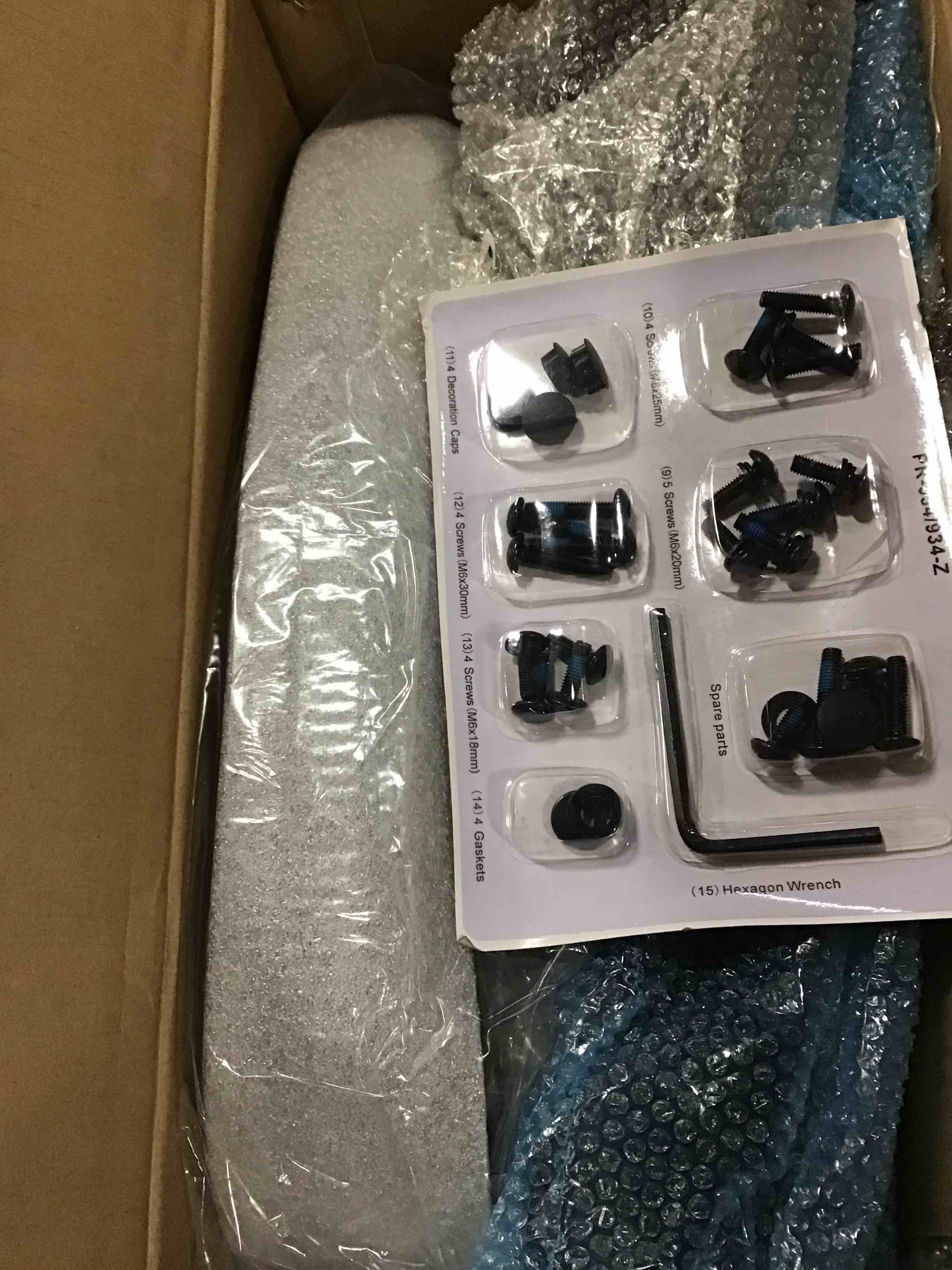 https://s3.amazonaws.com/lotting-images-prod/bidfta/RED5813772_1703606092819.jpeg