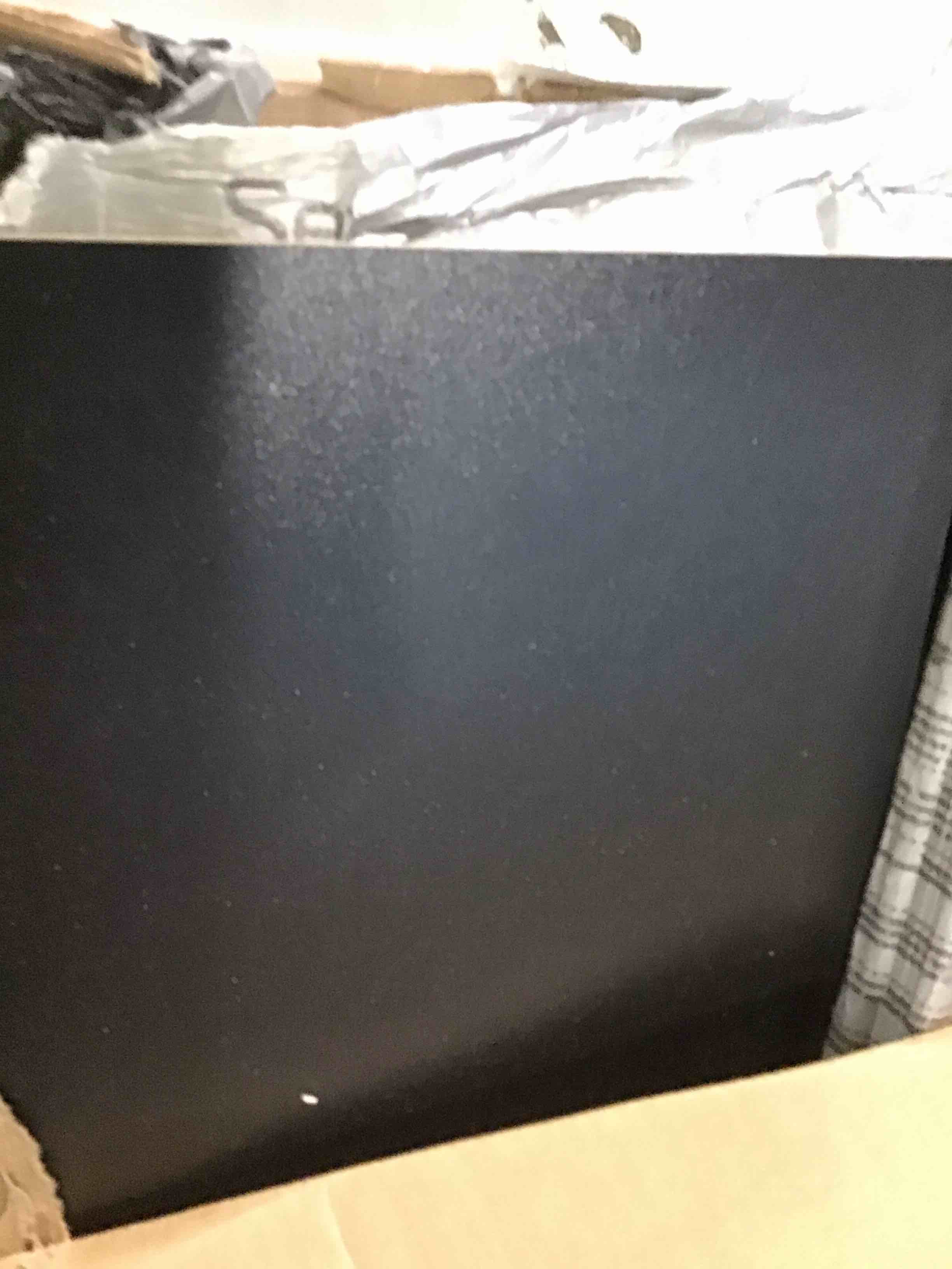 https://s3.amazonaws.com/lotting-images-prod/bidfta/RED5813905_1703624442873.jpeg