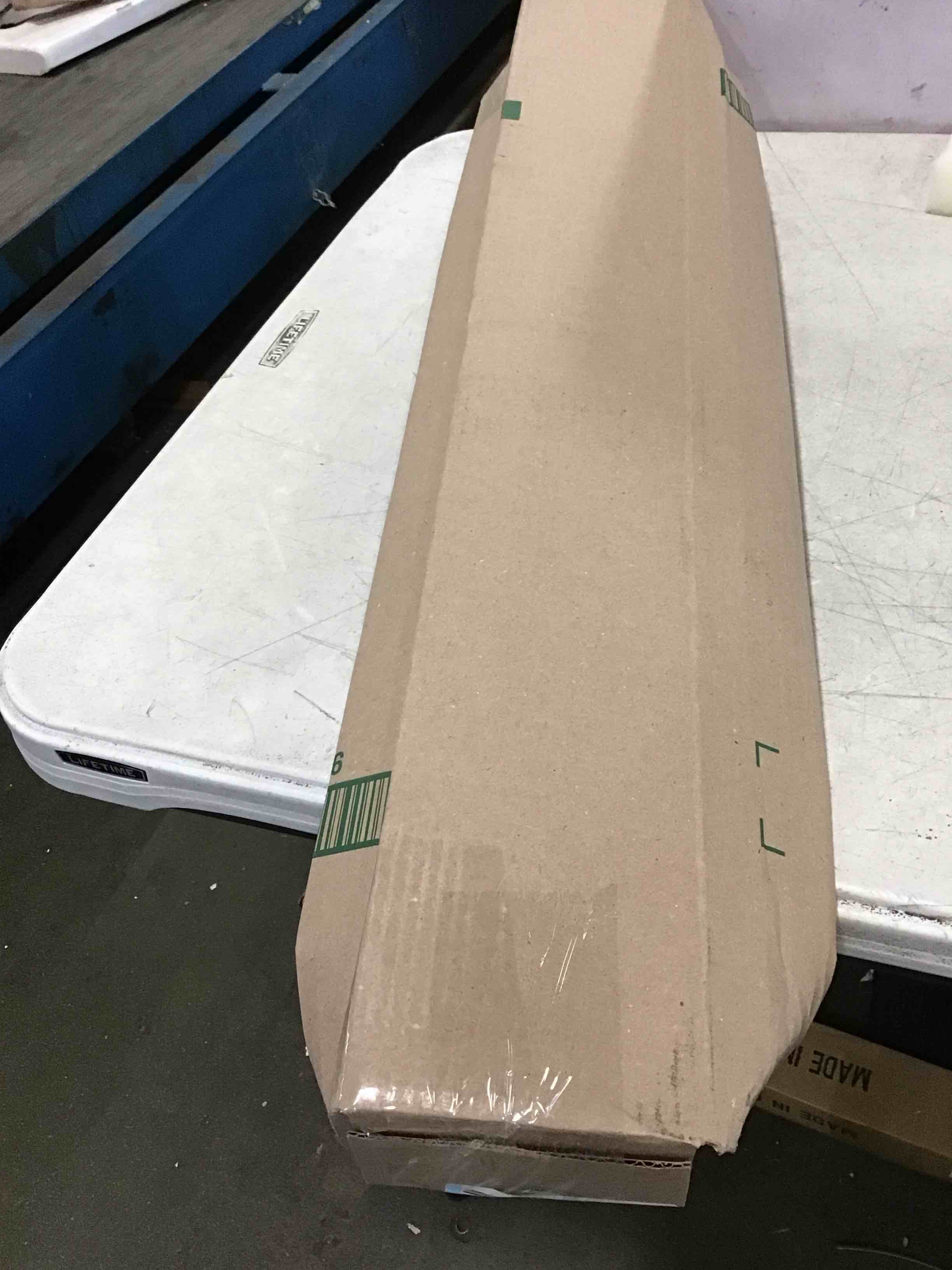 https://s3.amazonaws.com/lotting-images-prod/bidfta/RED5813981_1703688262820.jpeg