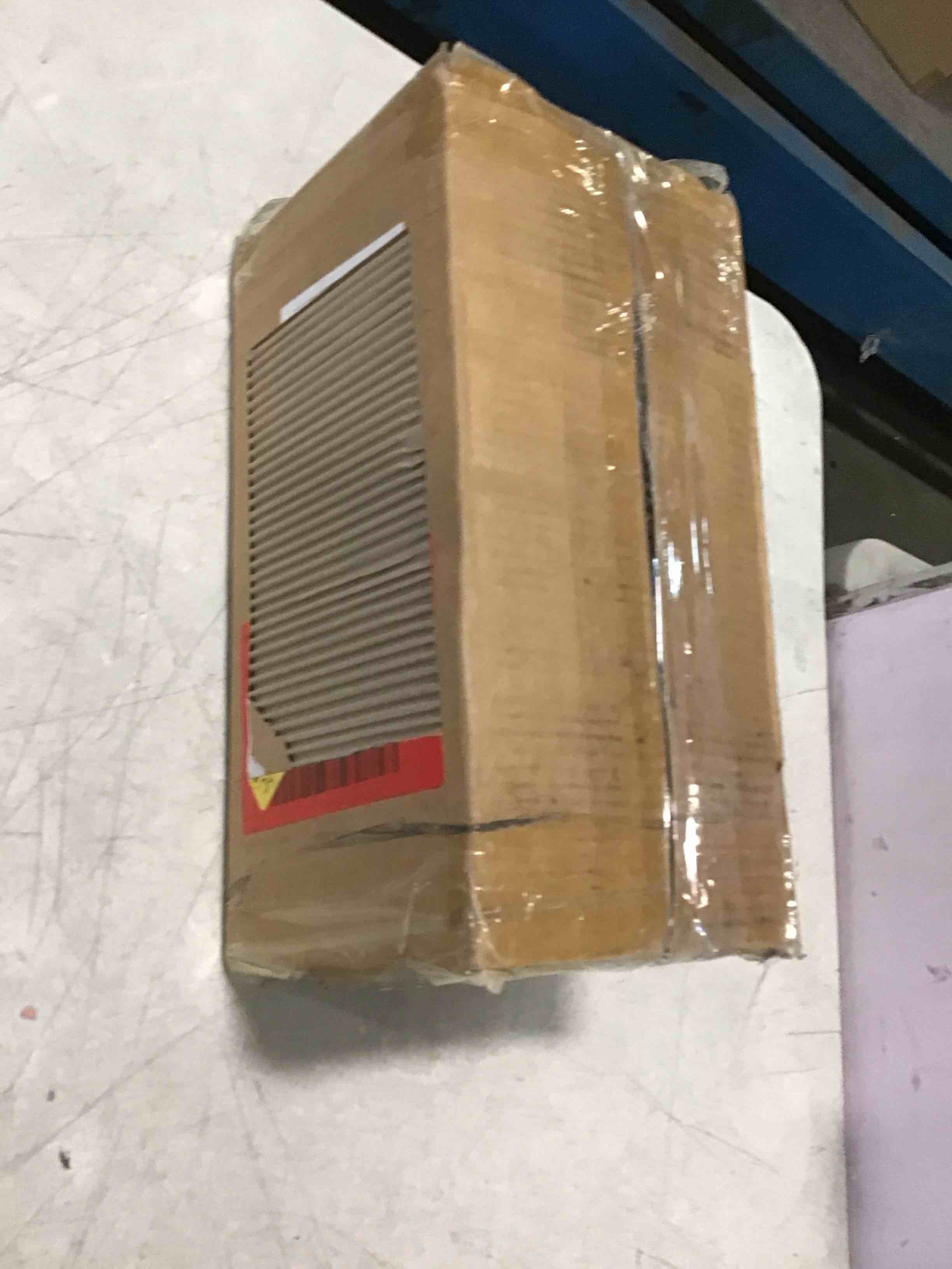 https://s3.amazonaws.com/lotting-images-prod/bidfta/RED5813987_1703689089126.jpeg