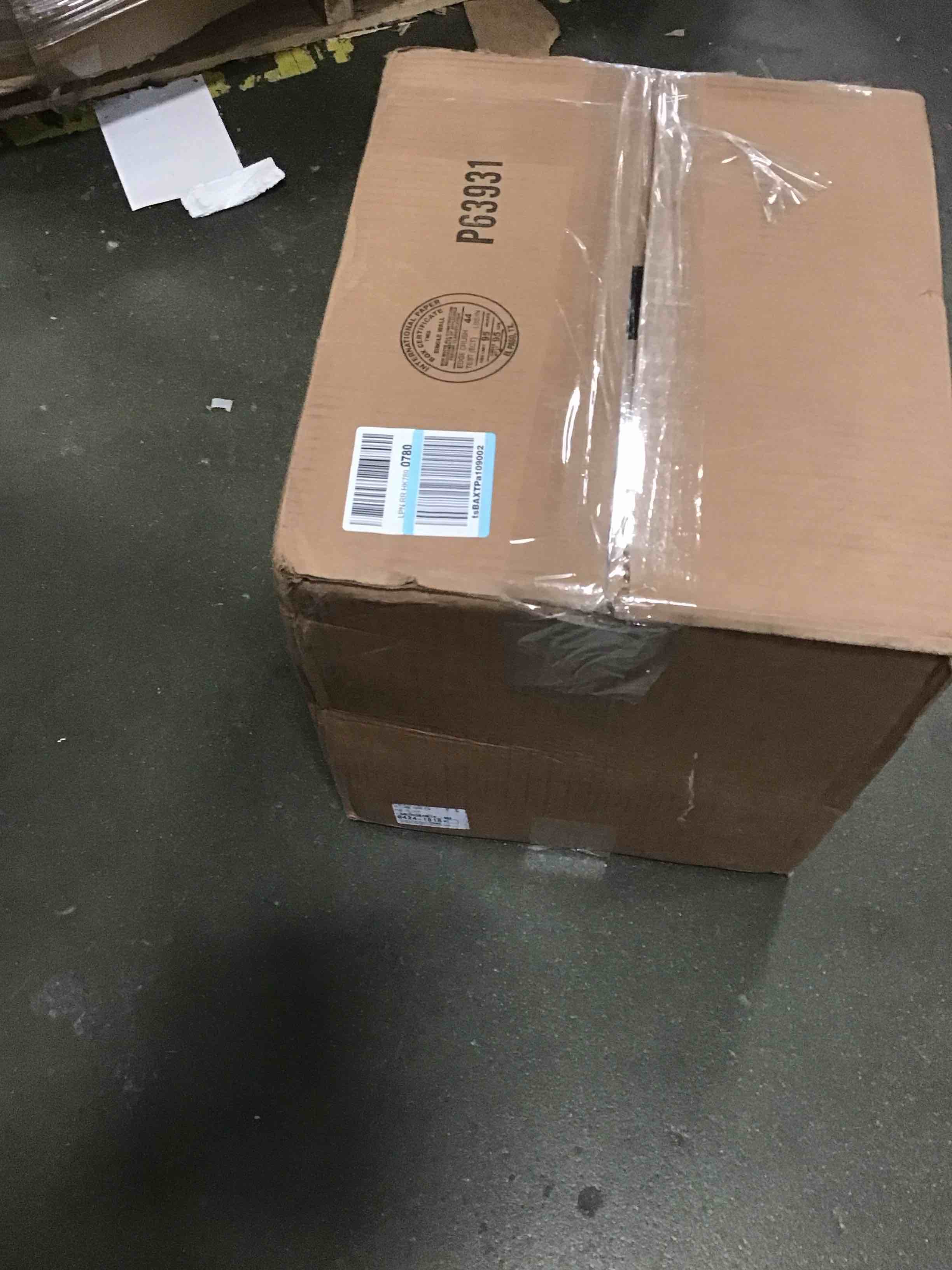 https://s3.amazonaws.com/lotting-images-prod/bidfta/RED5814020_1703693433964.jpeg