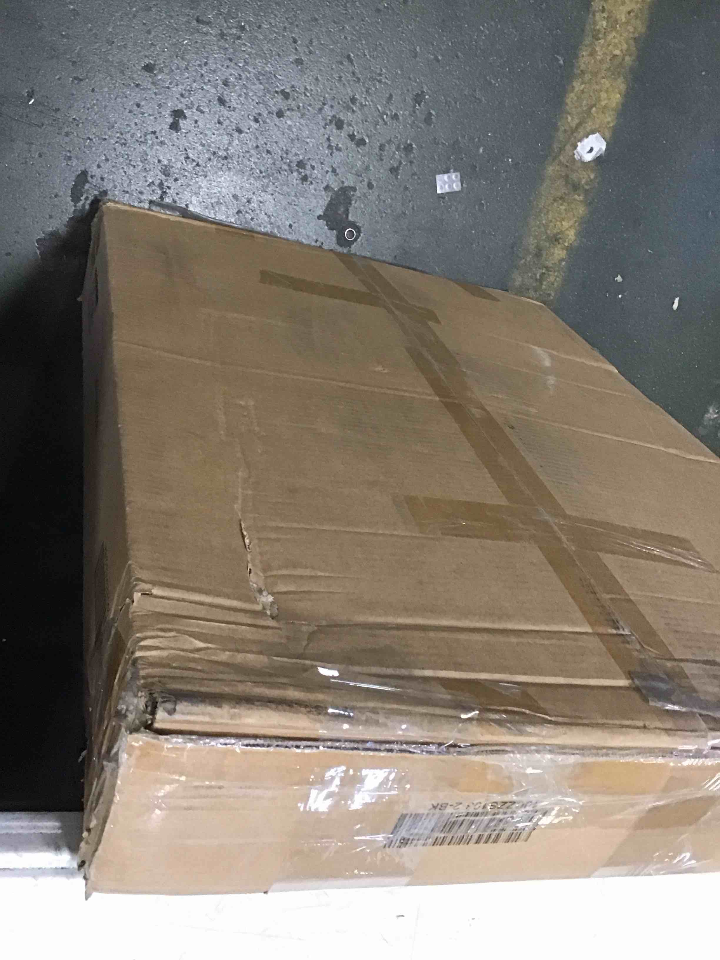 https://s3.amazonaws.com/lotting-images-prod/bidfta/RED5814138_1703709136524.jpeg