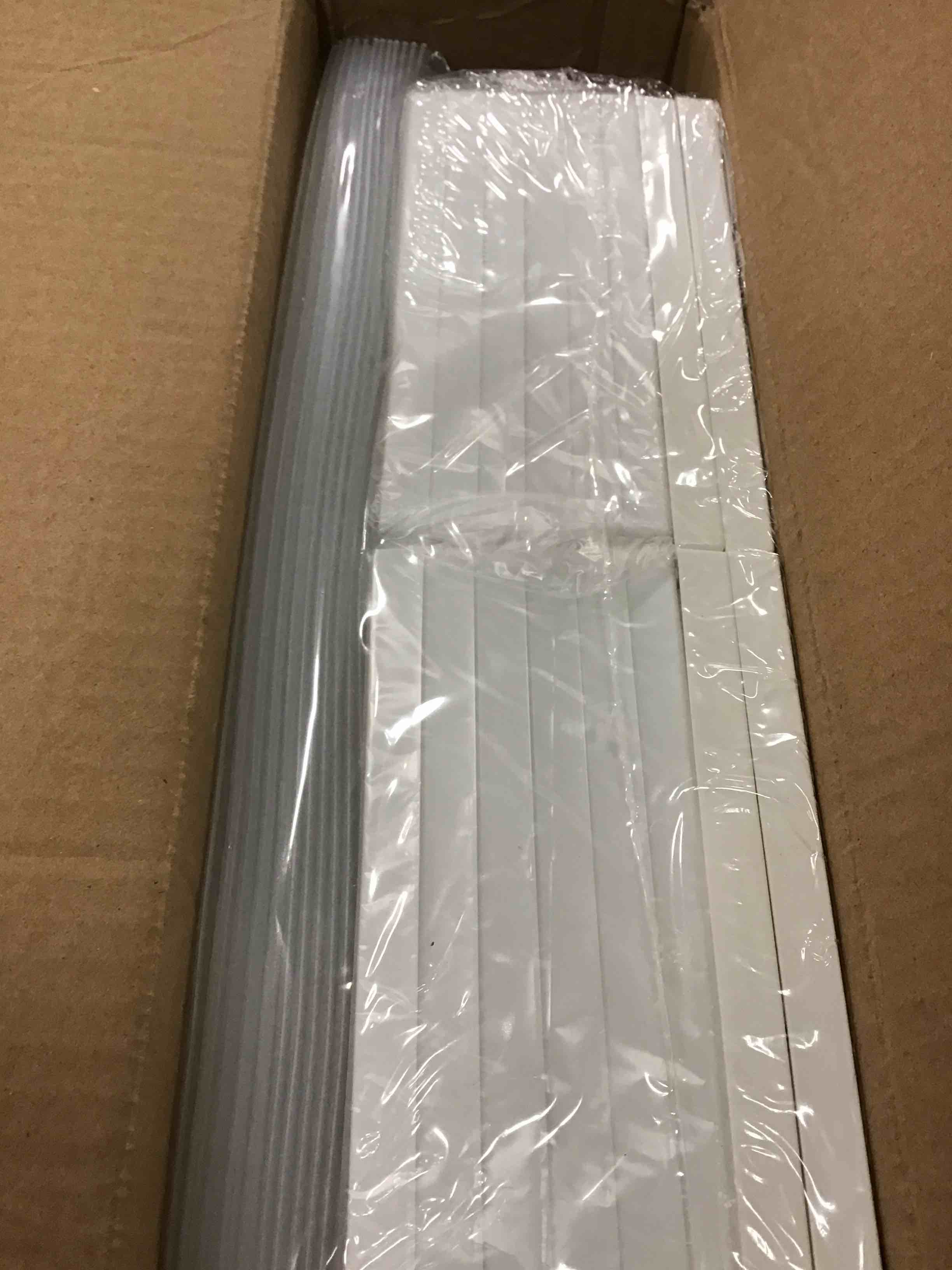 https://s3.amazonaws.com/lotting-images-prod/bidfta/RED5814364_1703791971478.jpeg