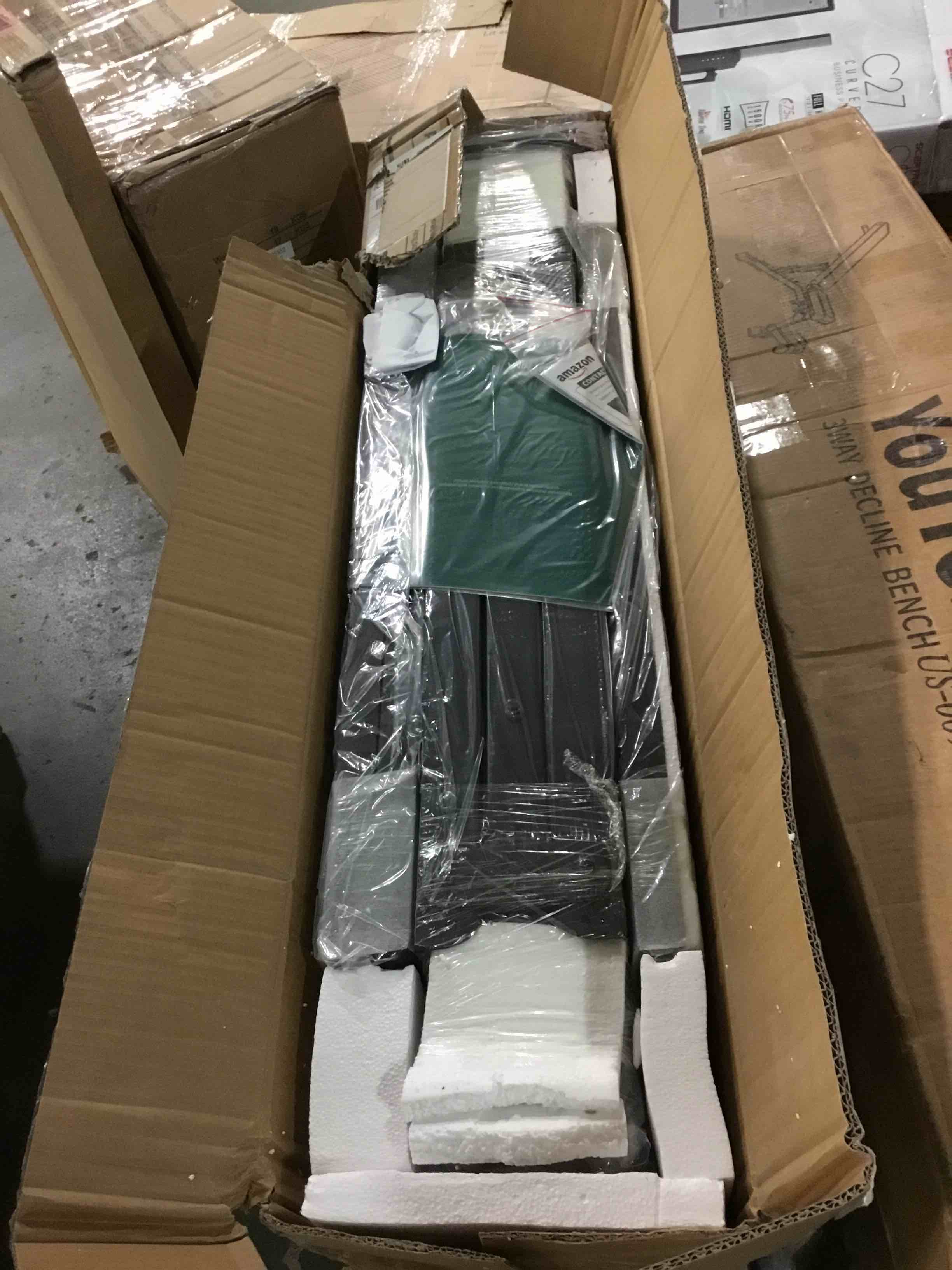 https://s3.amazonaws.com/lotting-images-prod/bidfta/RED5814676_1704807344887.jpeg