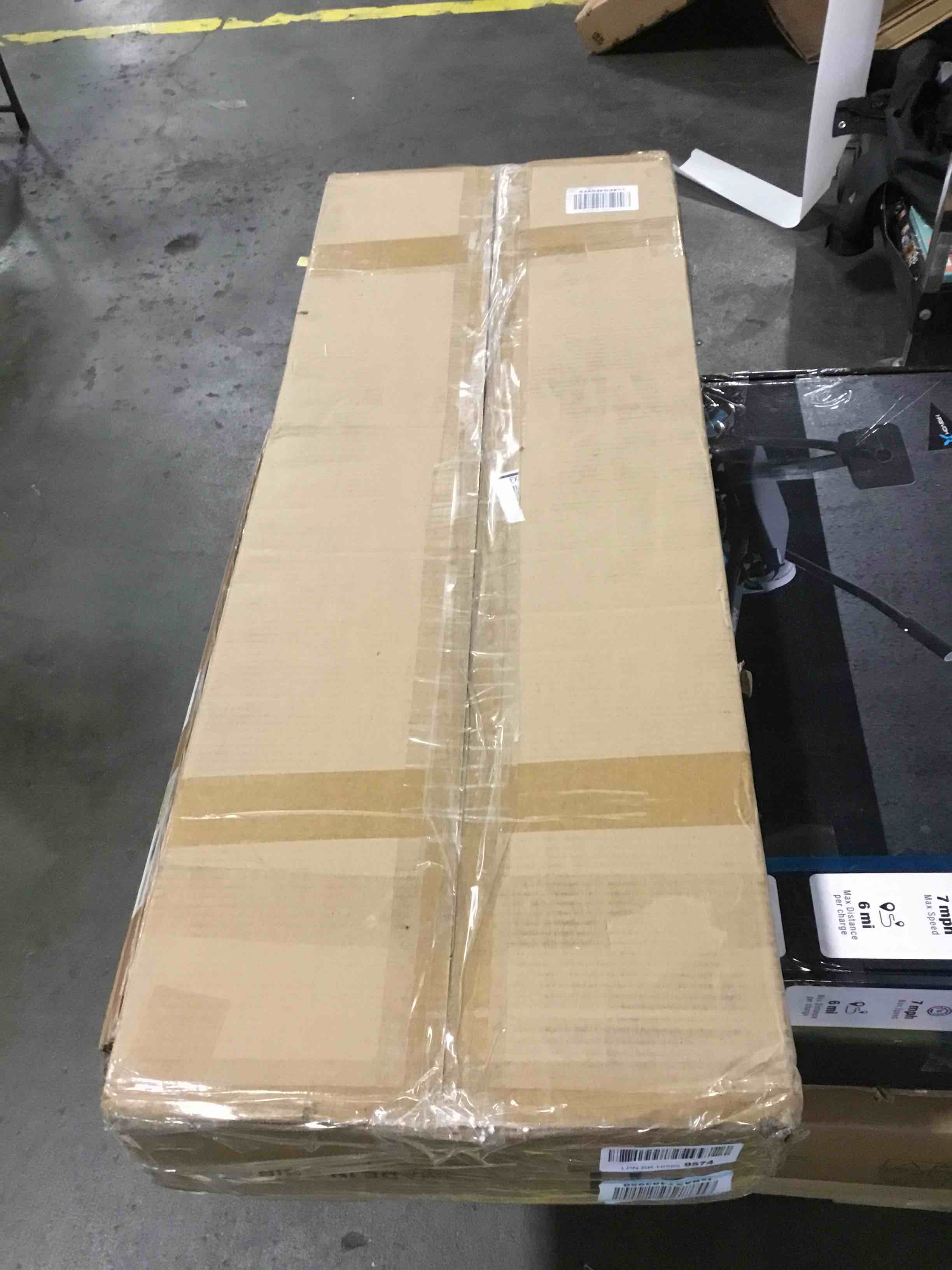 https://s3.amazonaws.com/lotting-images-prod/bidfta/RED5814705_1704811666406.jpeg