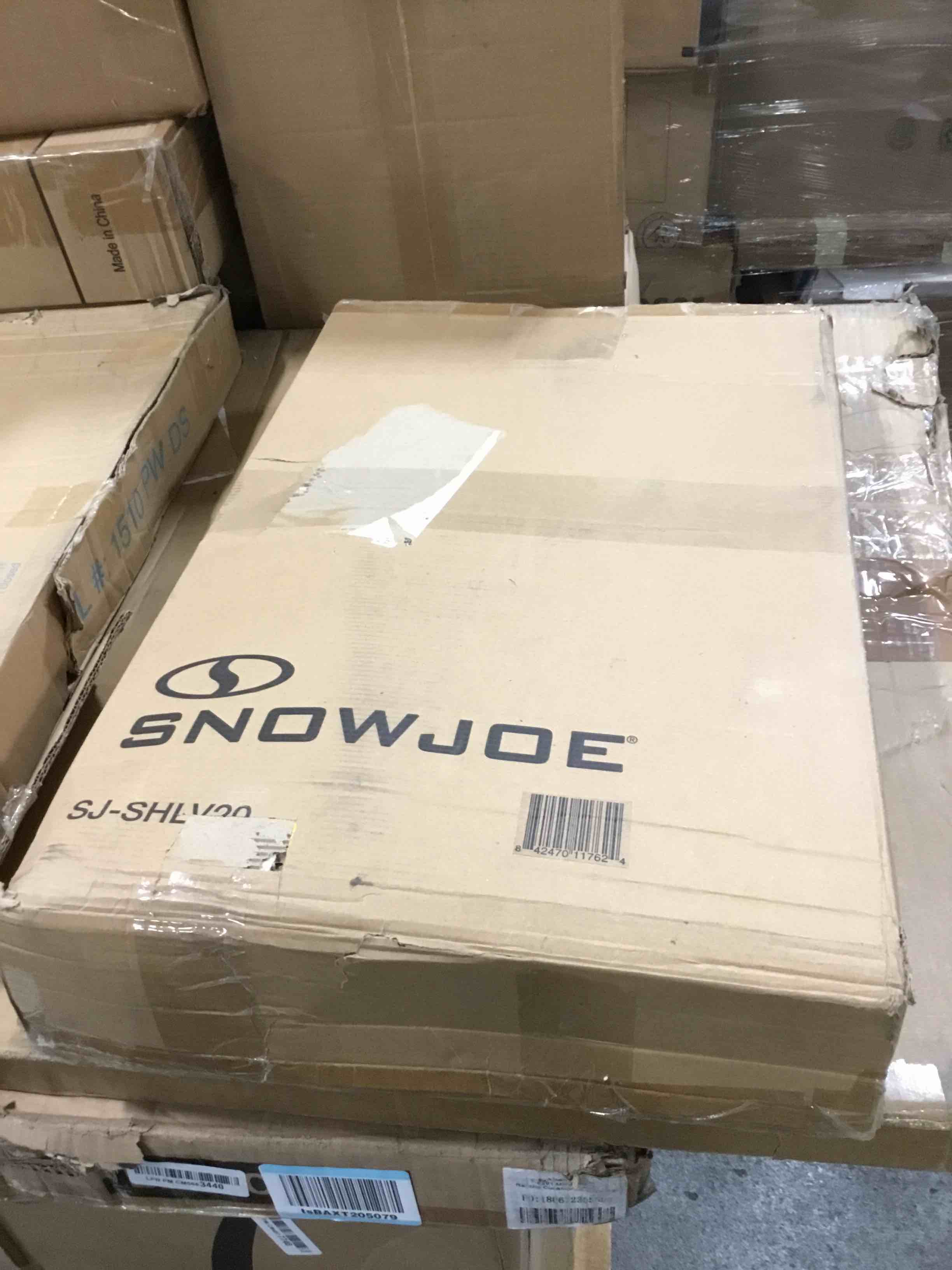 https://s3.amazonaws.com/lotting-images-prod/bidfta/RED5814862_1704894676708.jpeg