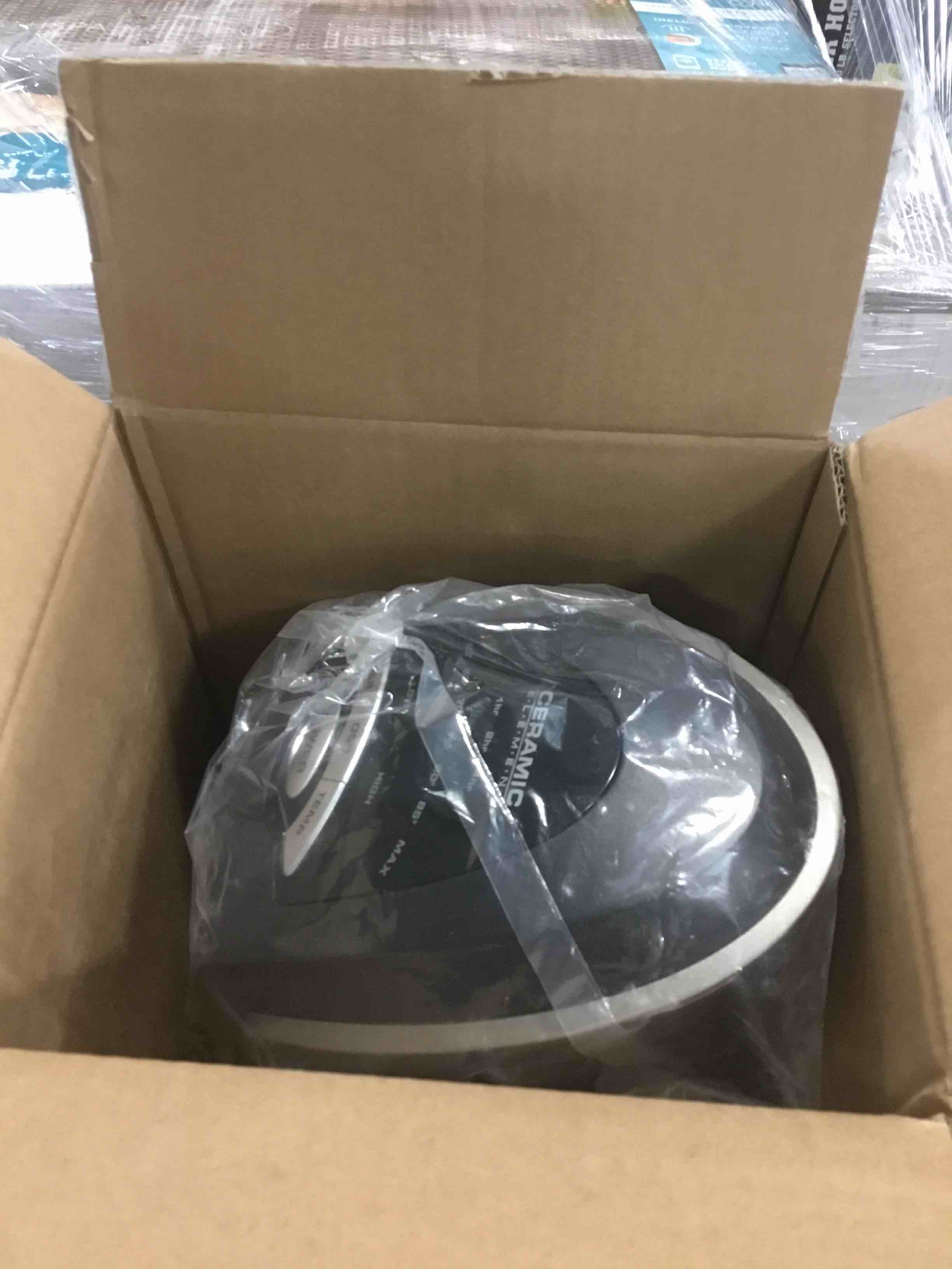 https://s3.amazonaws.com/lotting-images-prod/bidfta/RED5814902_1704901812125.jpeg