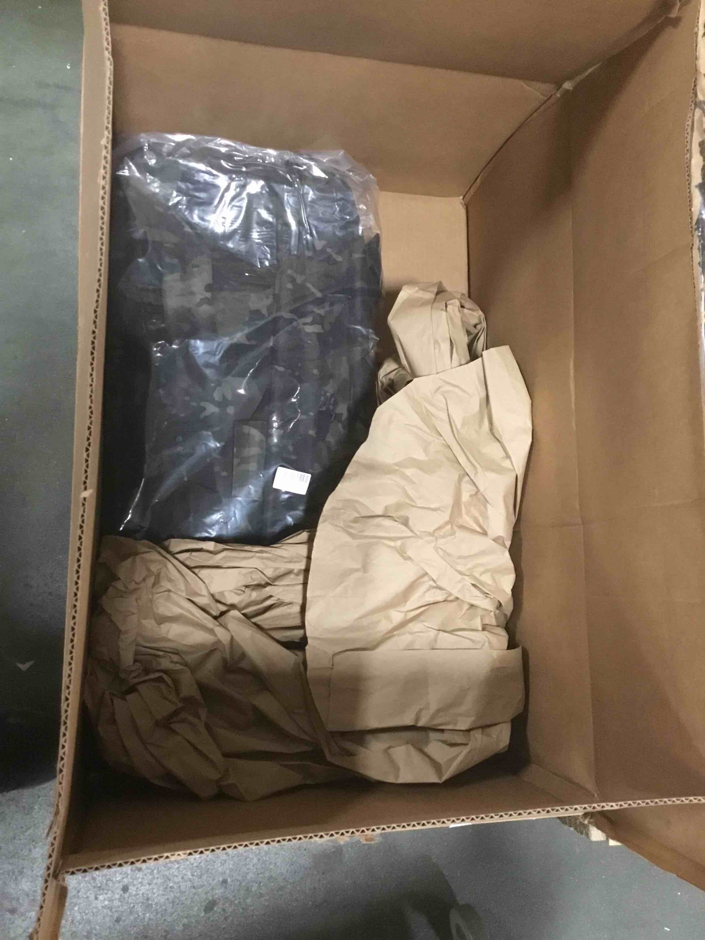 https://s3.amazonaws.com/lotting-images-prod/bidfta/RED5814931_1704908322266.jpeg