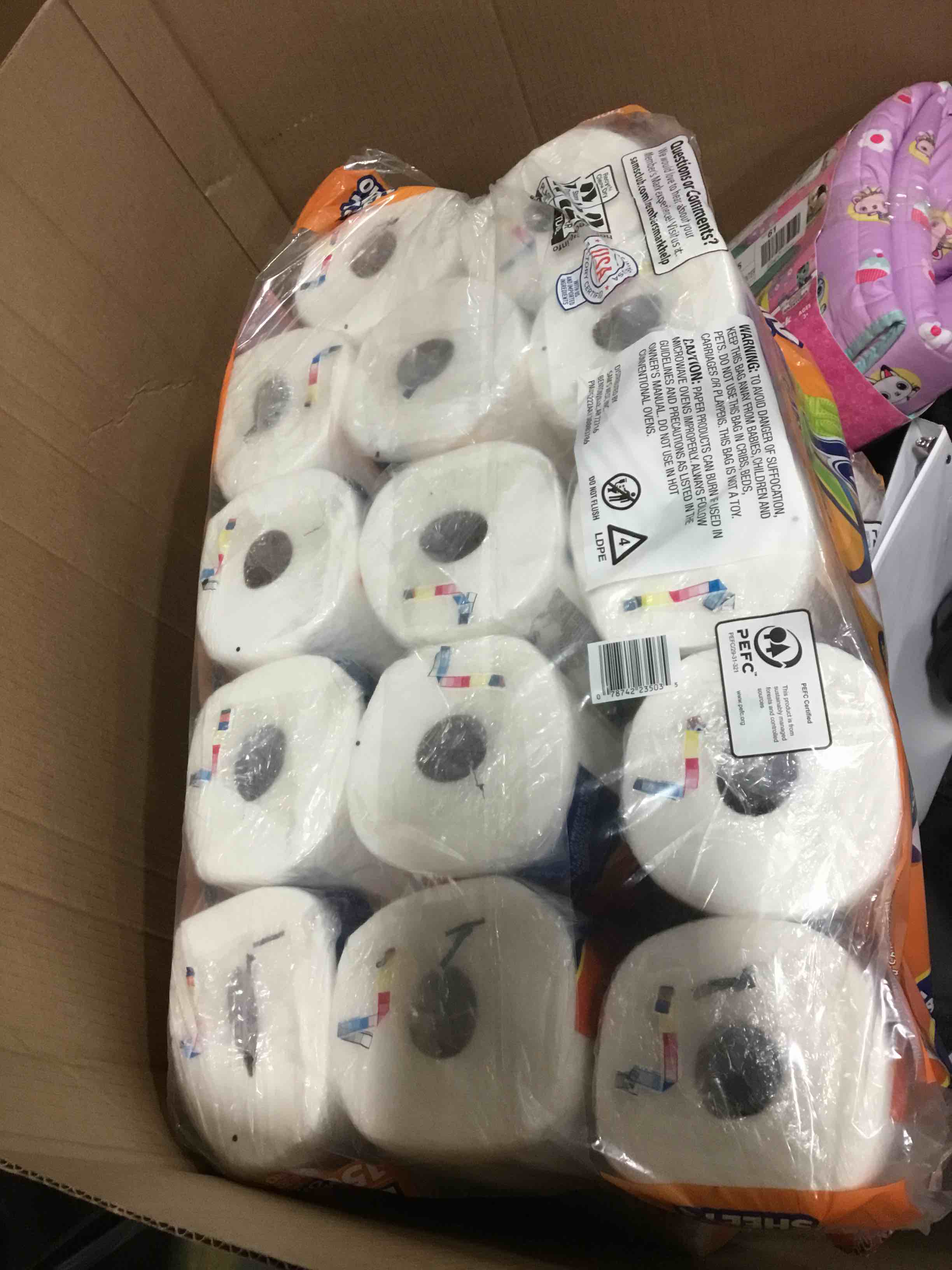 https://s3.amazonaws.com/lotting-images-prod/bidfta/RED5815332_1705094591008.jpeg