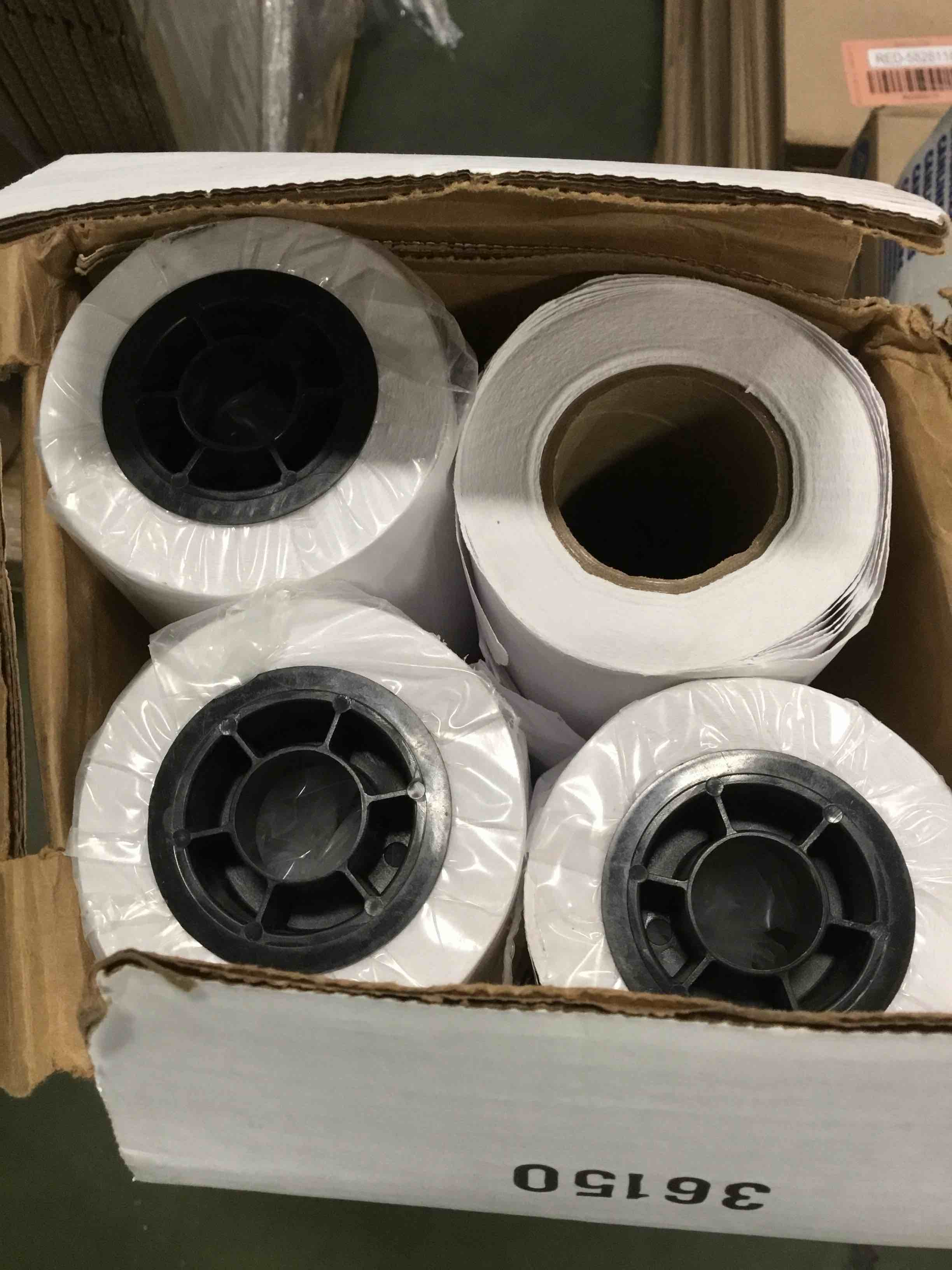 https://s3.amazonaws.com/lotting-images-prod/bidfta/RED5828121_1706622330484.jpeg