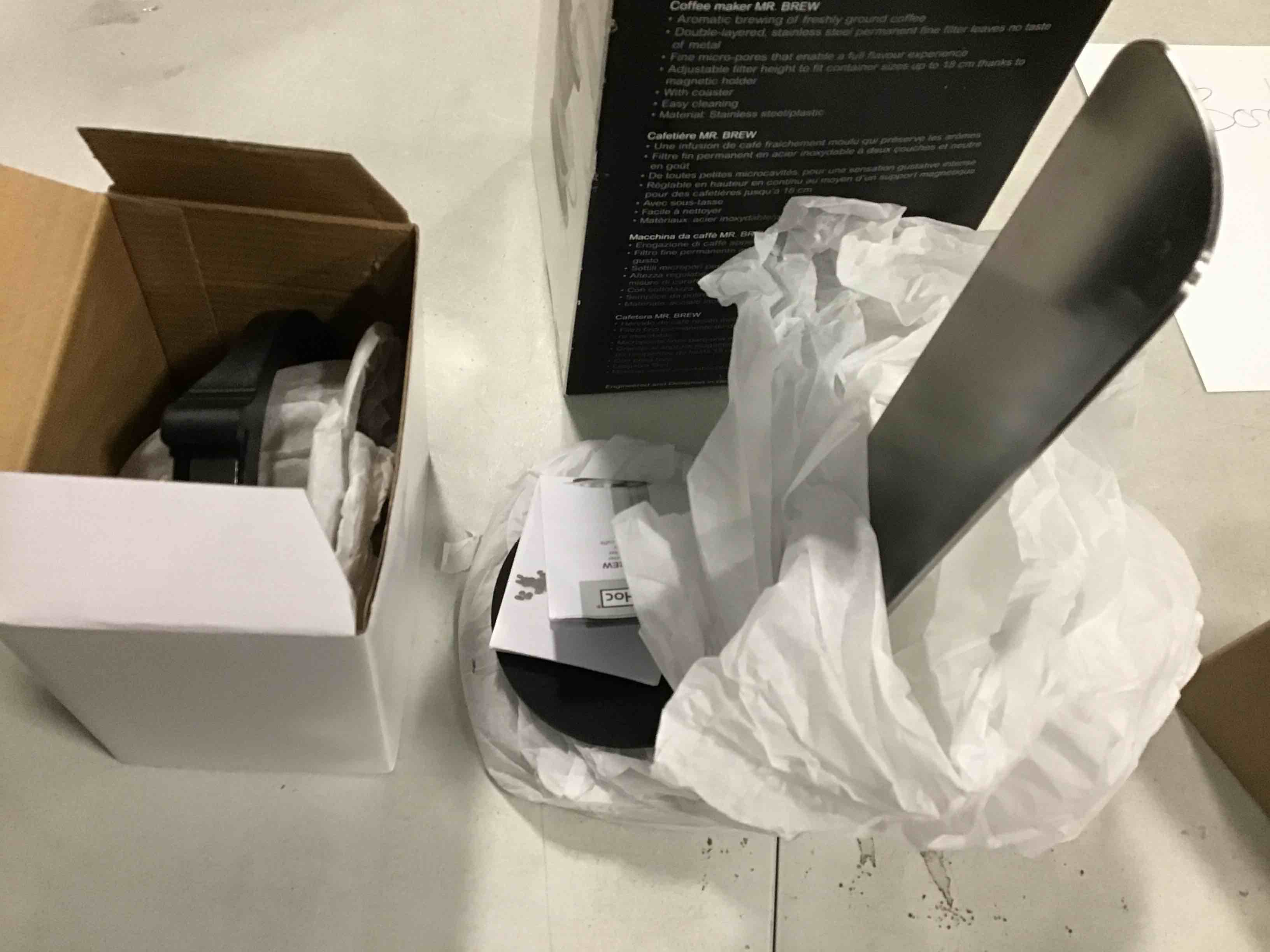 https://s3.amazonaws.com/lotting-images-prod/bidfta/RED5828861_1706876425521.jpeg