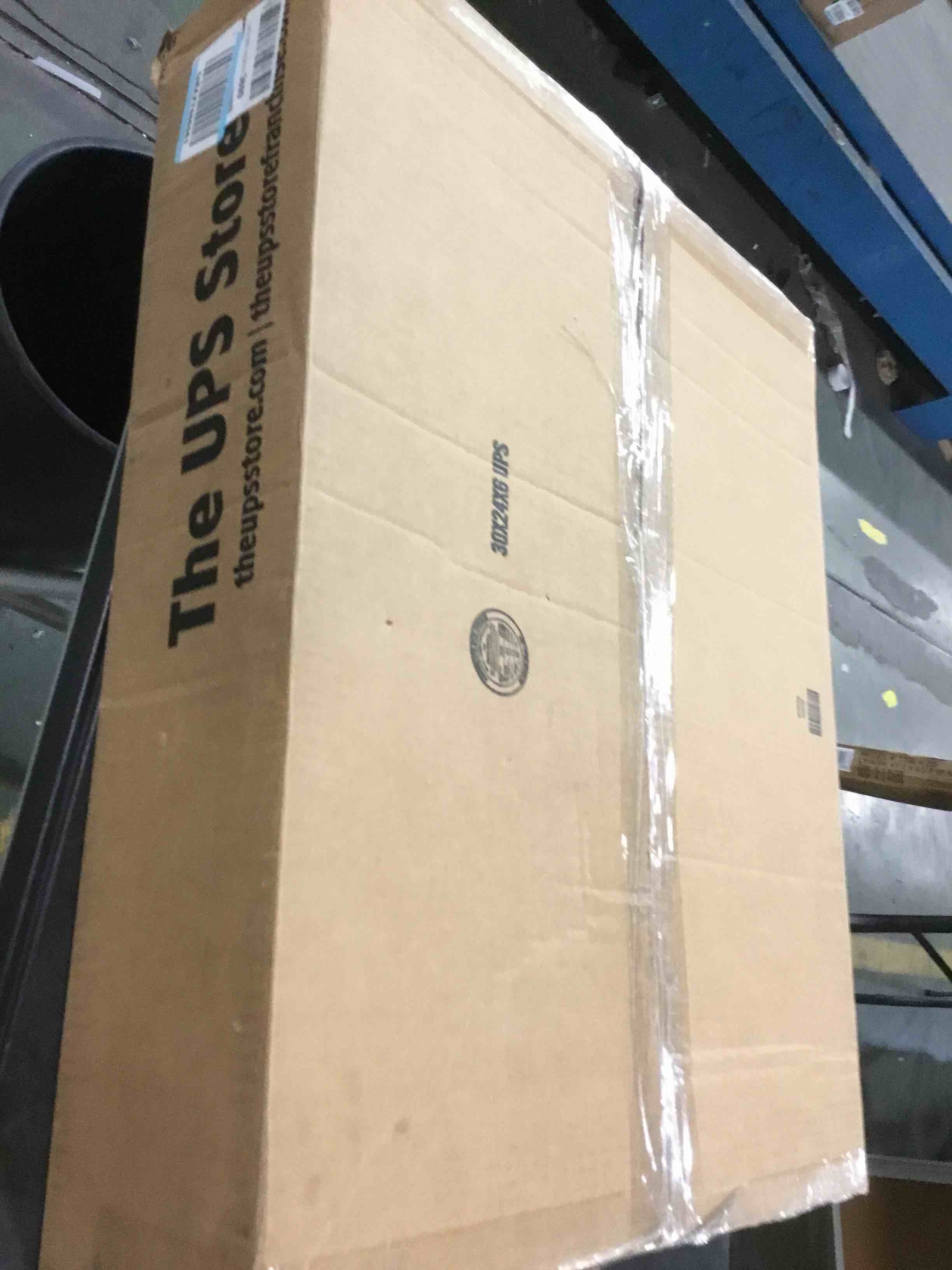 https://s3.amazonaws.com/lotting-images-prod/bidfta/RED5829901_1708178114484.jpeg