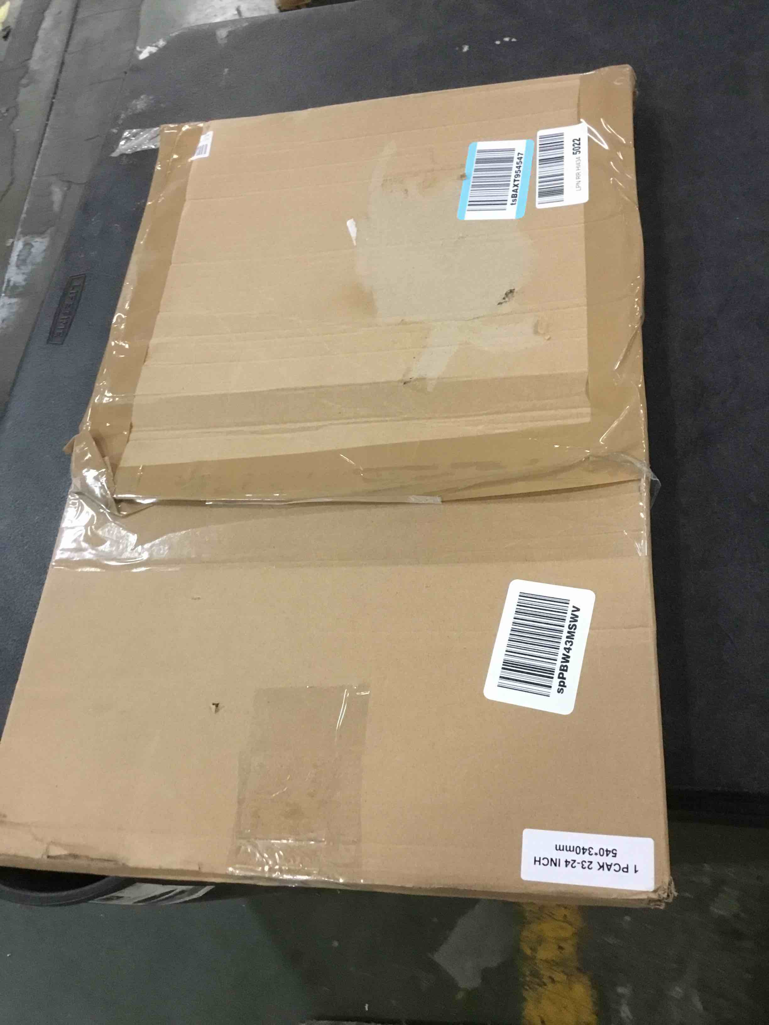 https://s3.amazonaws.com/lotting-images-prod/bidfta/RED5829905_1708178649388.jpeg