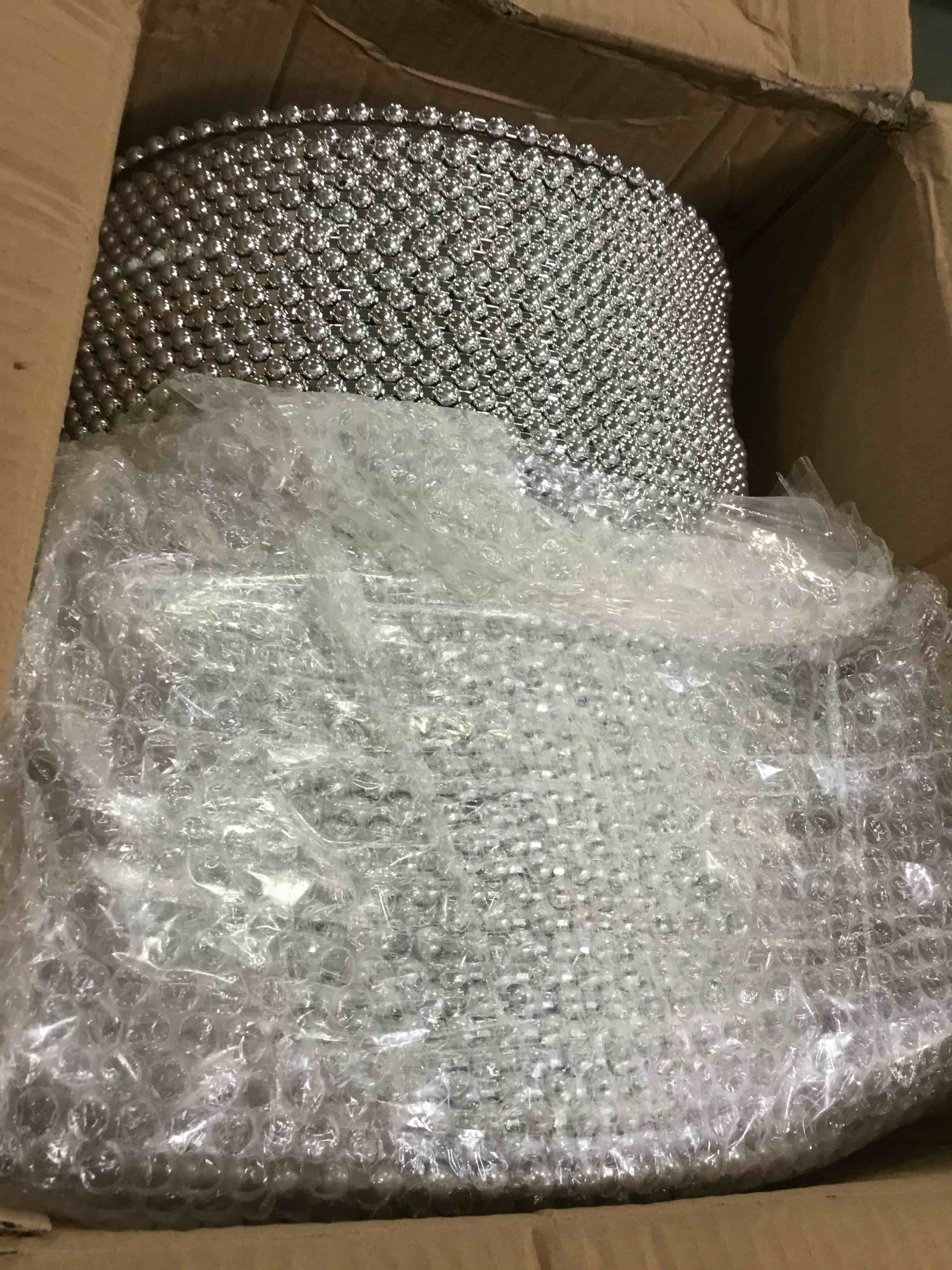 https://s3.amazonaws.com/lotting-images-prod/bidfta/RED5830194_1708359007479.jpeg