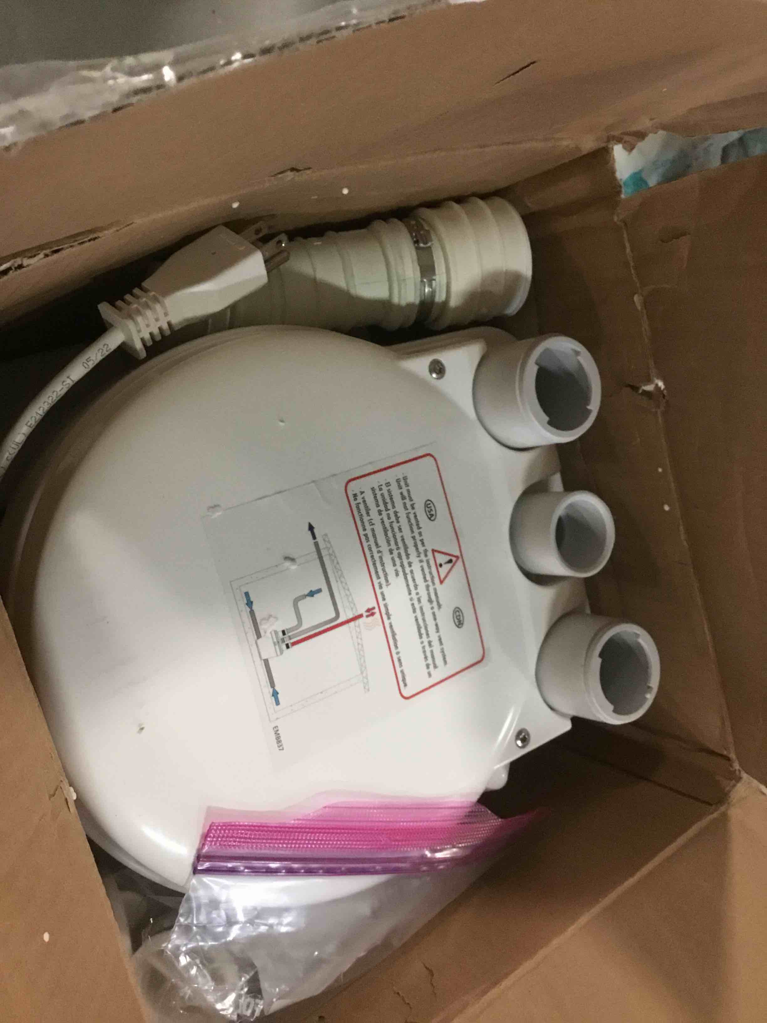 https://s3.amazonaws.com/lotting-images-prod/bidfta/RED5830298_1708431368386.jpeg