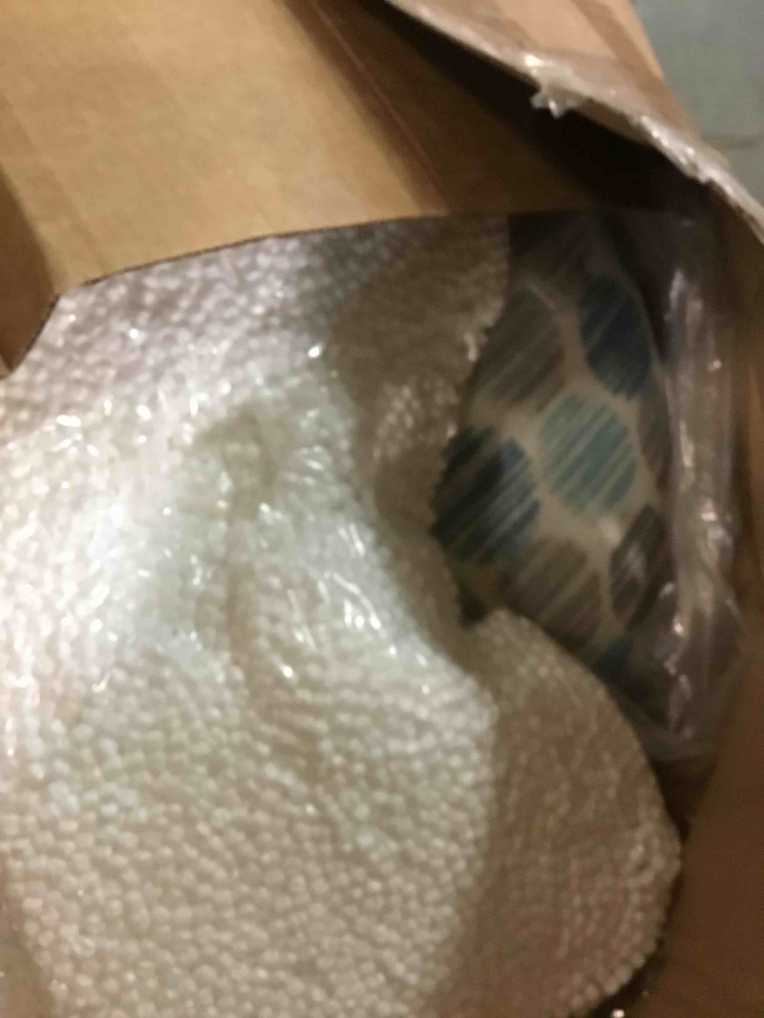 https://s3.amazonaws.com/lotting-images-prod/bidfta/RED5830514_1708517401207.jpeg