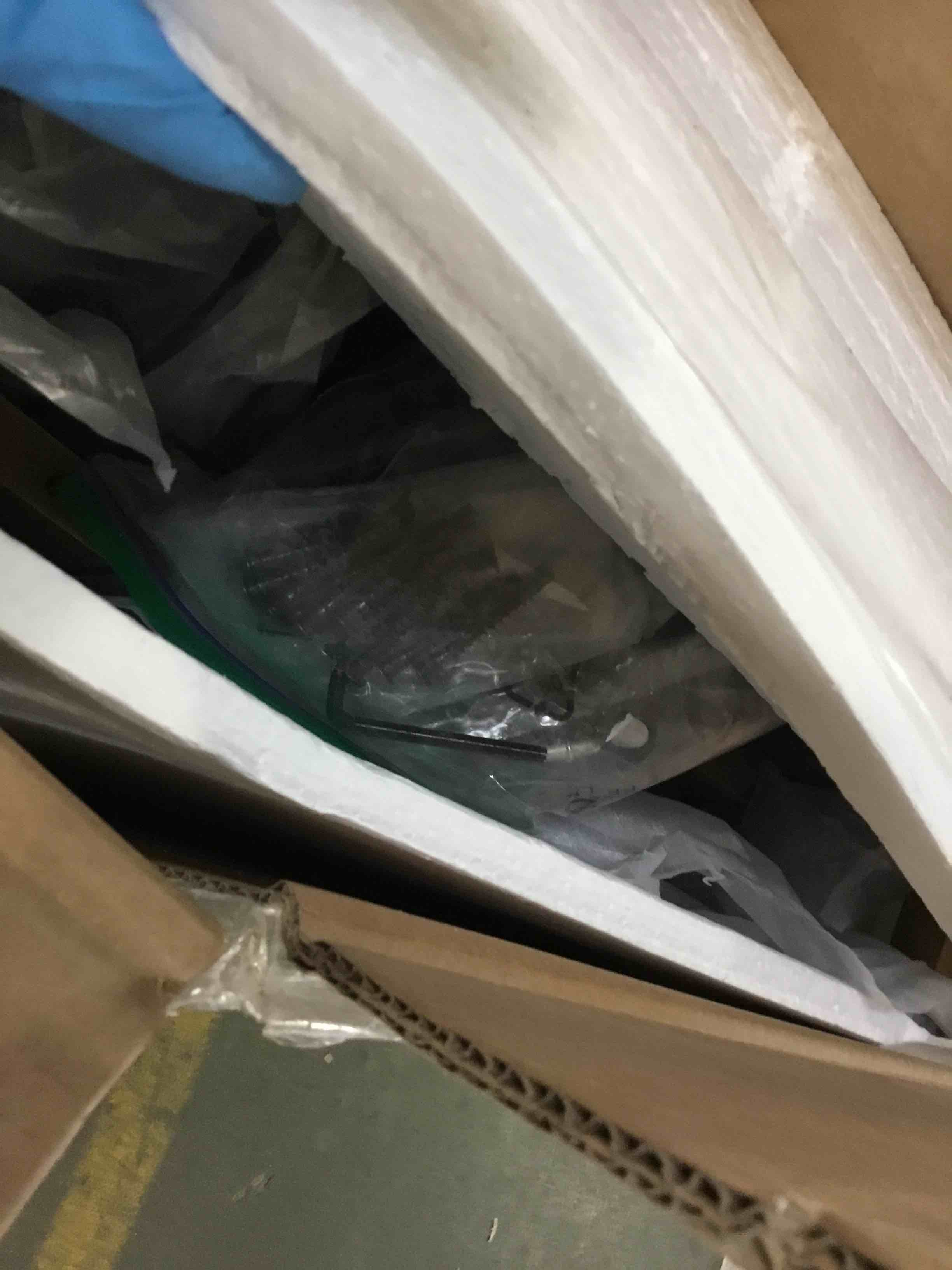 https://s3.amazonaws.com/lotting-images-prod/bidfta/RED5830557_1708522868109.jpeg