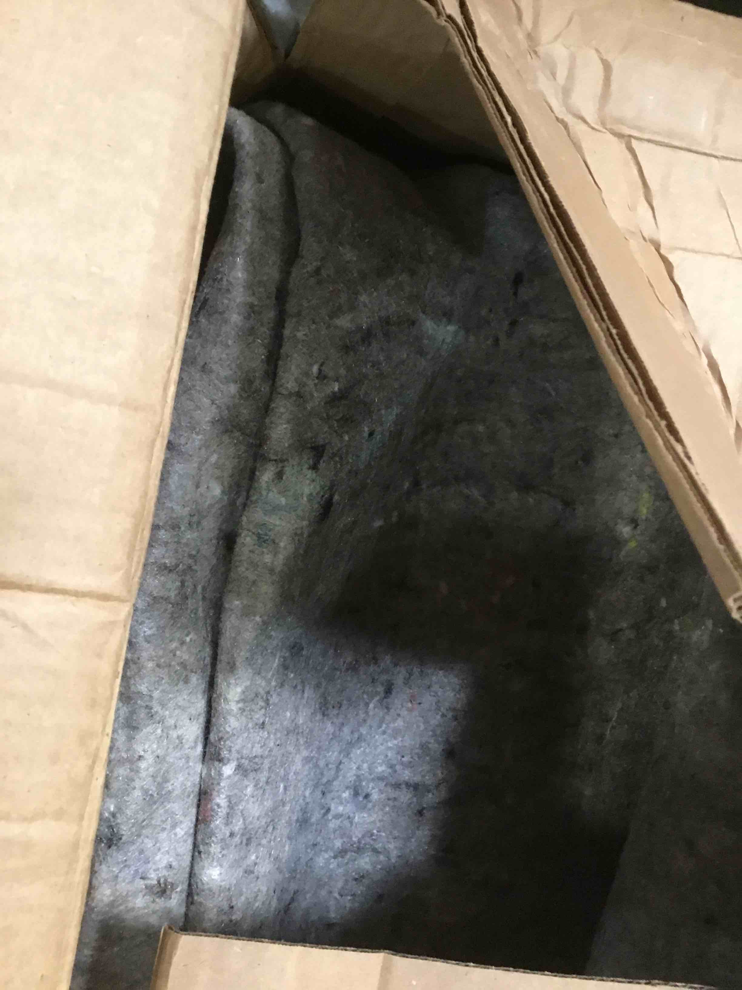 https://s3.amazonaws.com/lotting-images-prod/bidfta/RED5830614_1708531371351.jpeg
