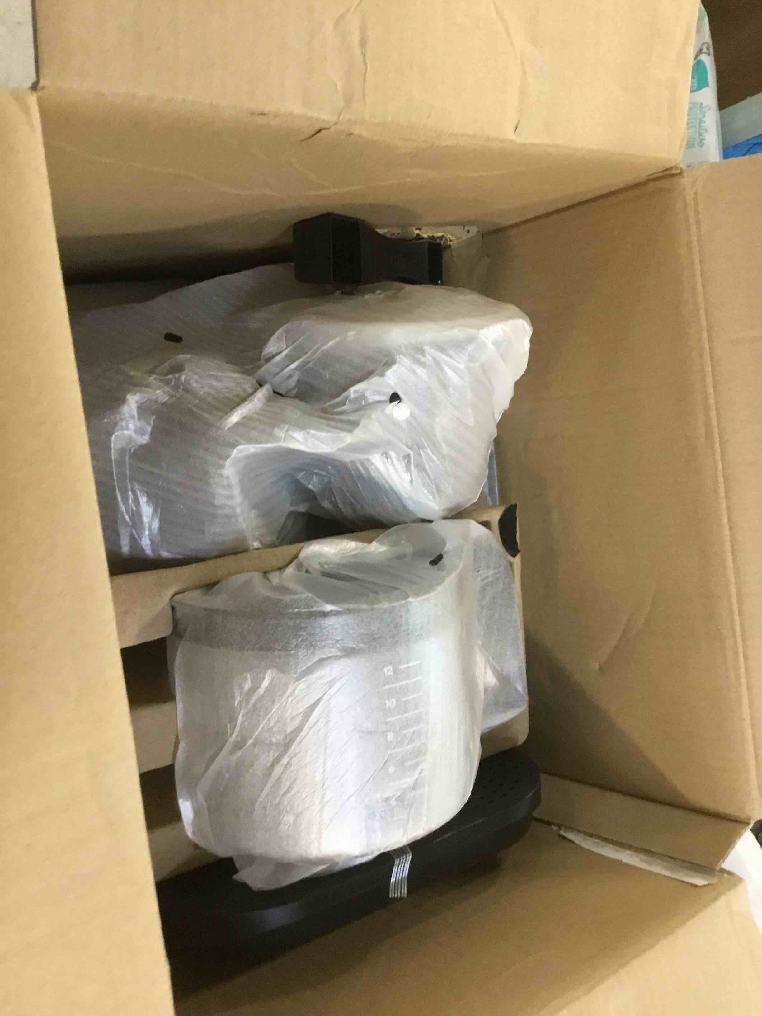 https://s3.amazonaws.com/lotting-images-prod/bidfta/RED5830739_1708550033431.jpeg