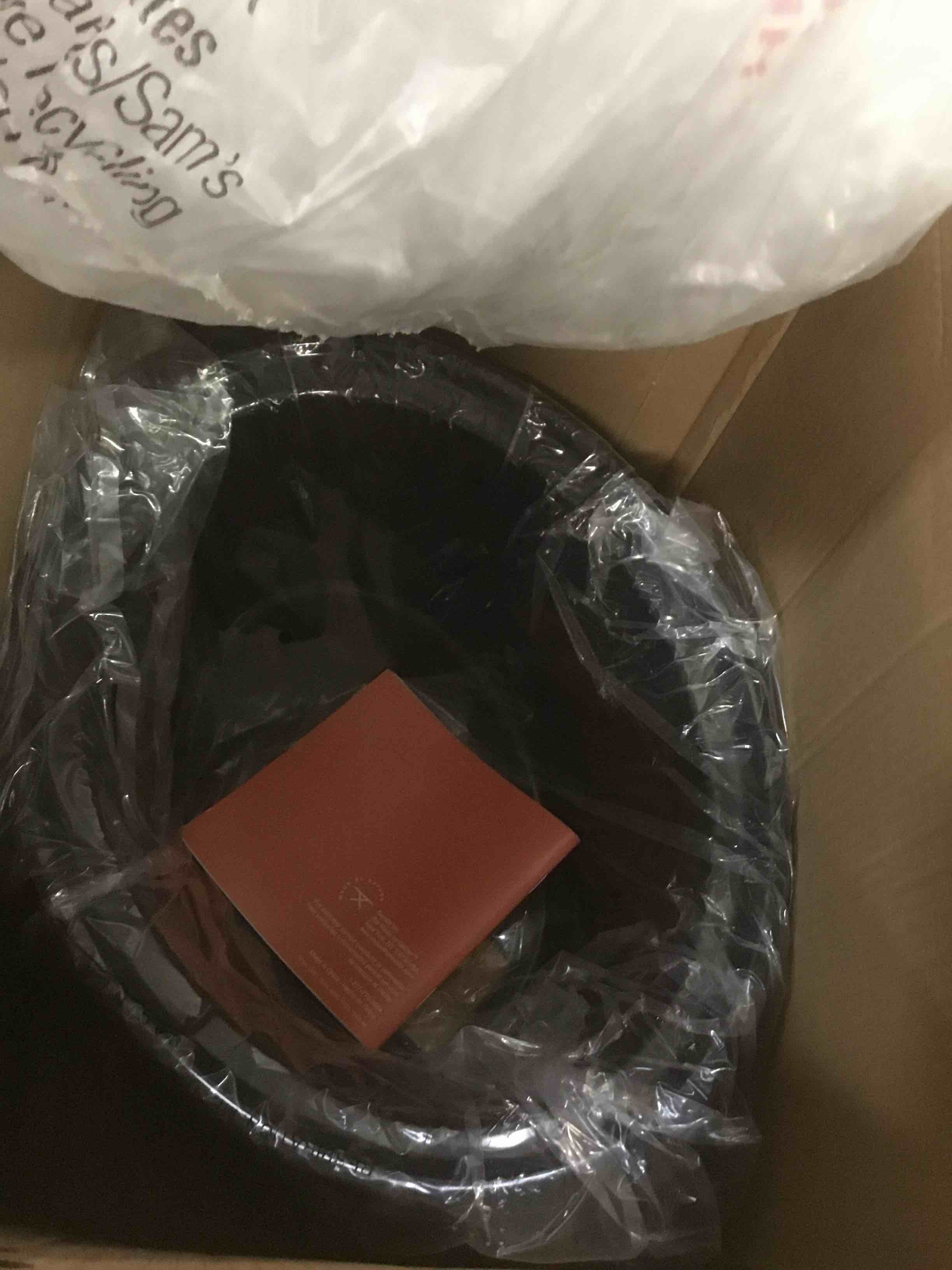 https://s3.amazonaws.com/lotting-images-prod/bidfta/RED5830855_1708621920205.jpeg