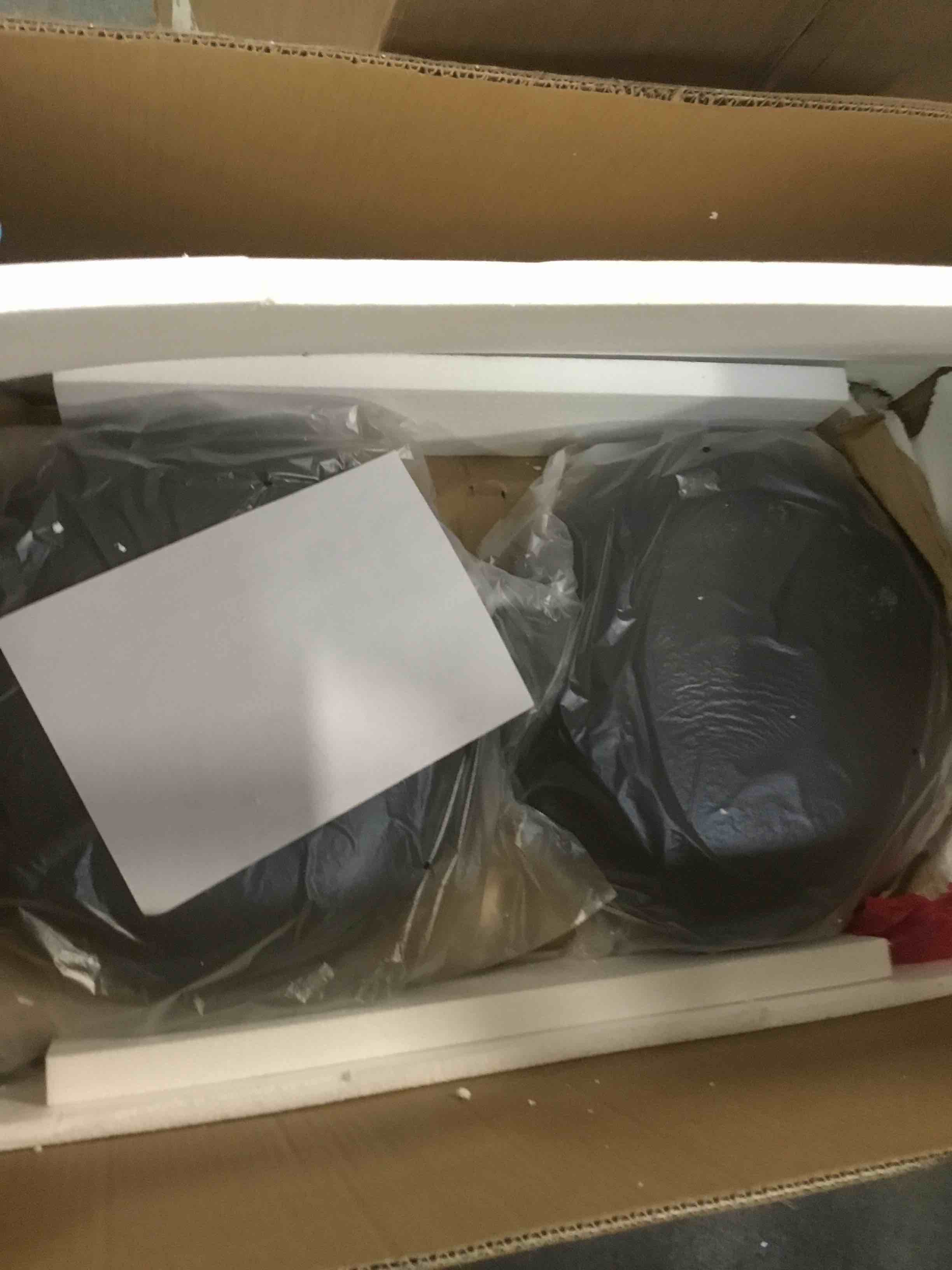 https://s3.amazonaws.com/lotting-images-prod/bidfta/RED5830884_1708627301464.jpeg