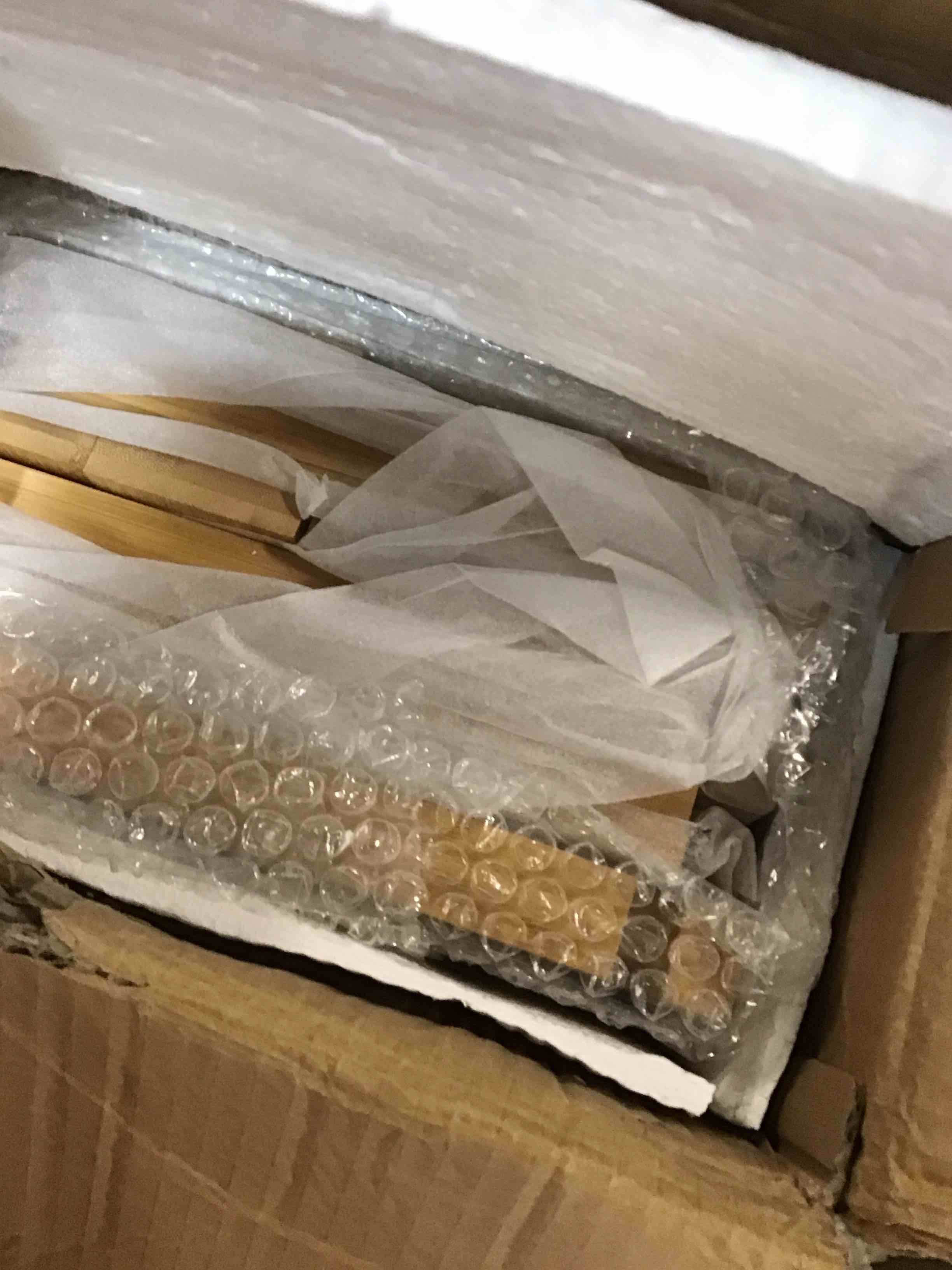 https://s3.amazonaws.com/lotting-images-prod/bidfta/RED5831240_1706798345052.jpeg