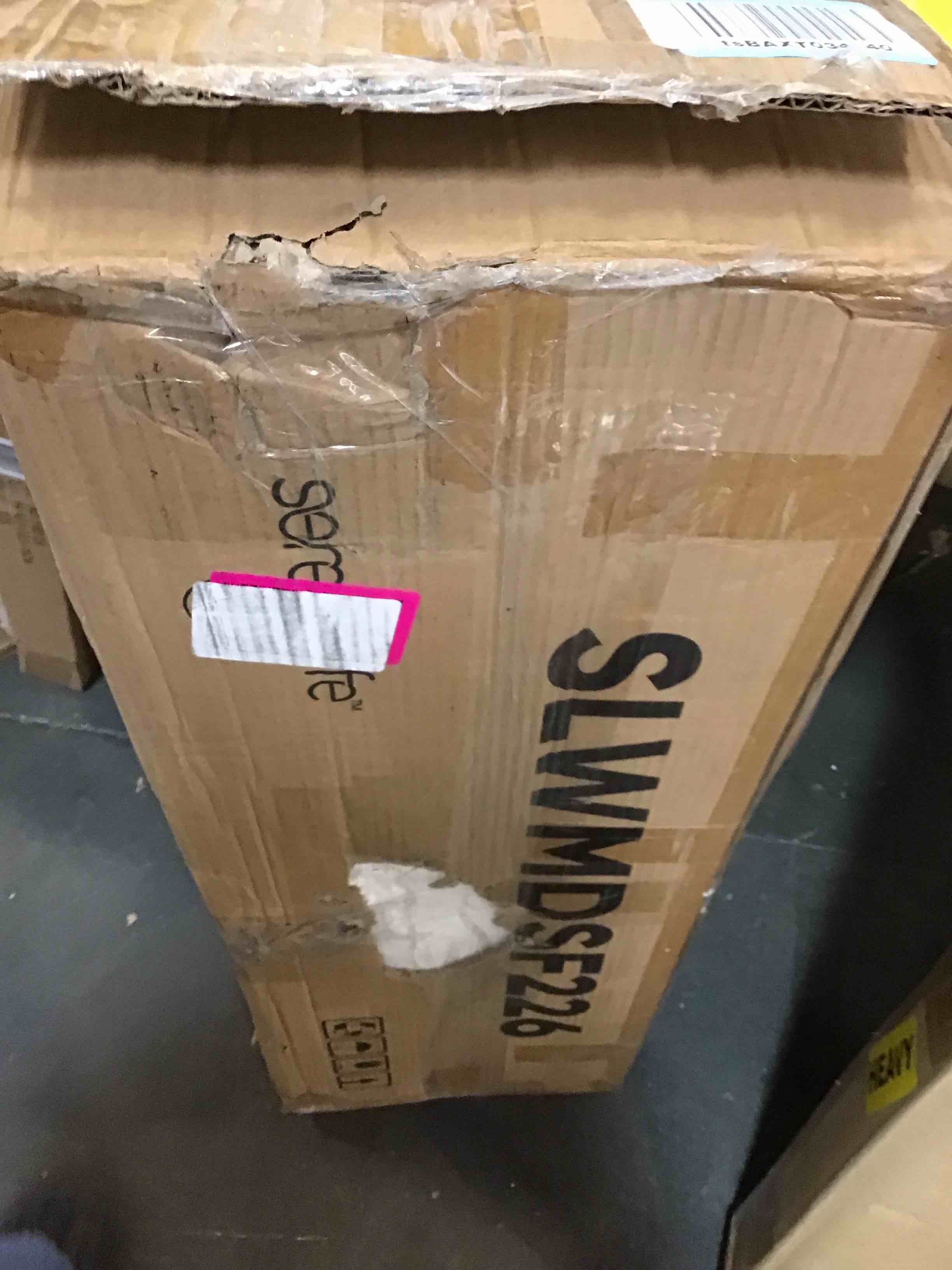 https://s3.amazonaws.com/lotting-images-prod/bidfta/RED5831240_1706798350784.jpeg