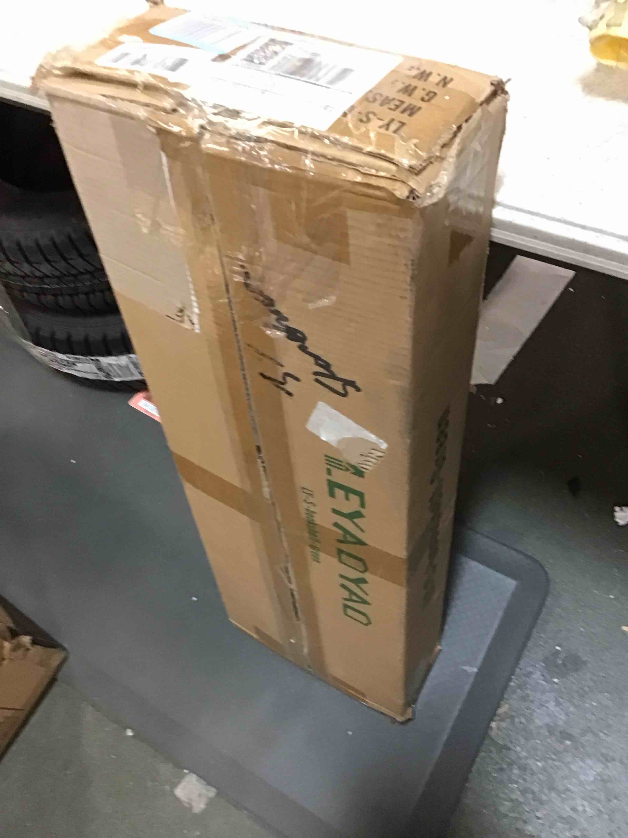 https://s3.amazonaws.com/lotting-images-prod/bidfta/RED5831497_1706883132837.jpeg