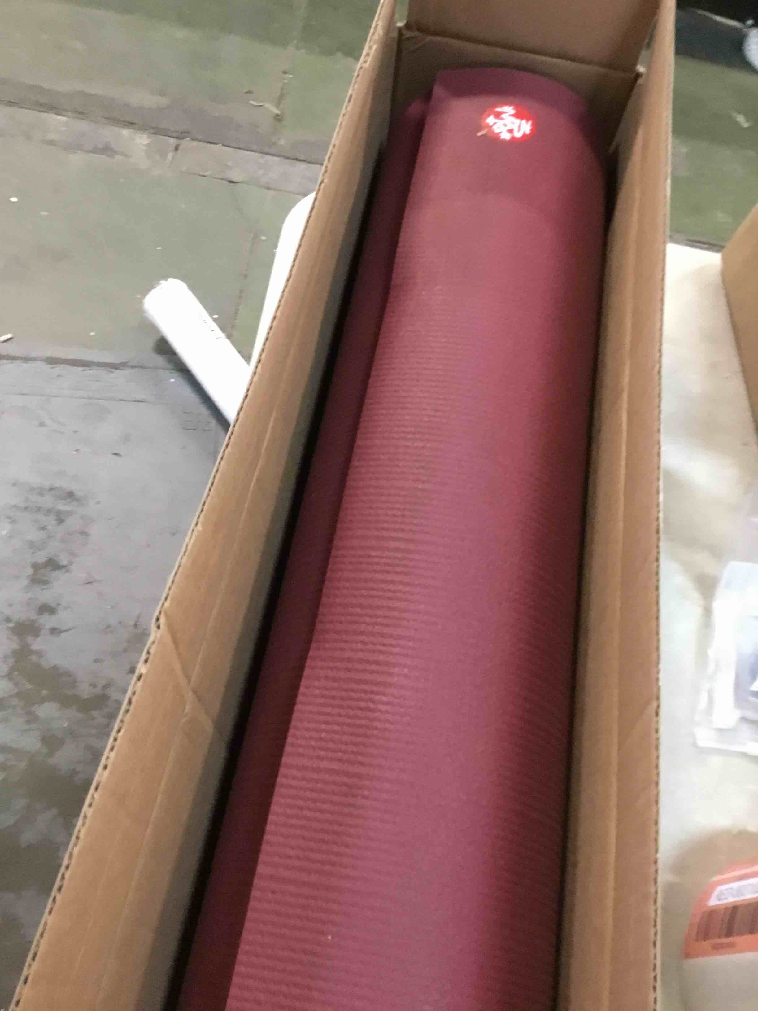 https://s3.amazonaws.com/lotting-images-prod/bidfta/RED5831824_1707149486714.jpeg