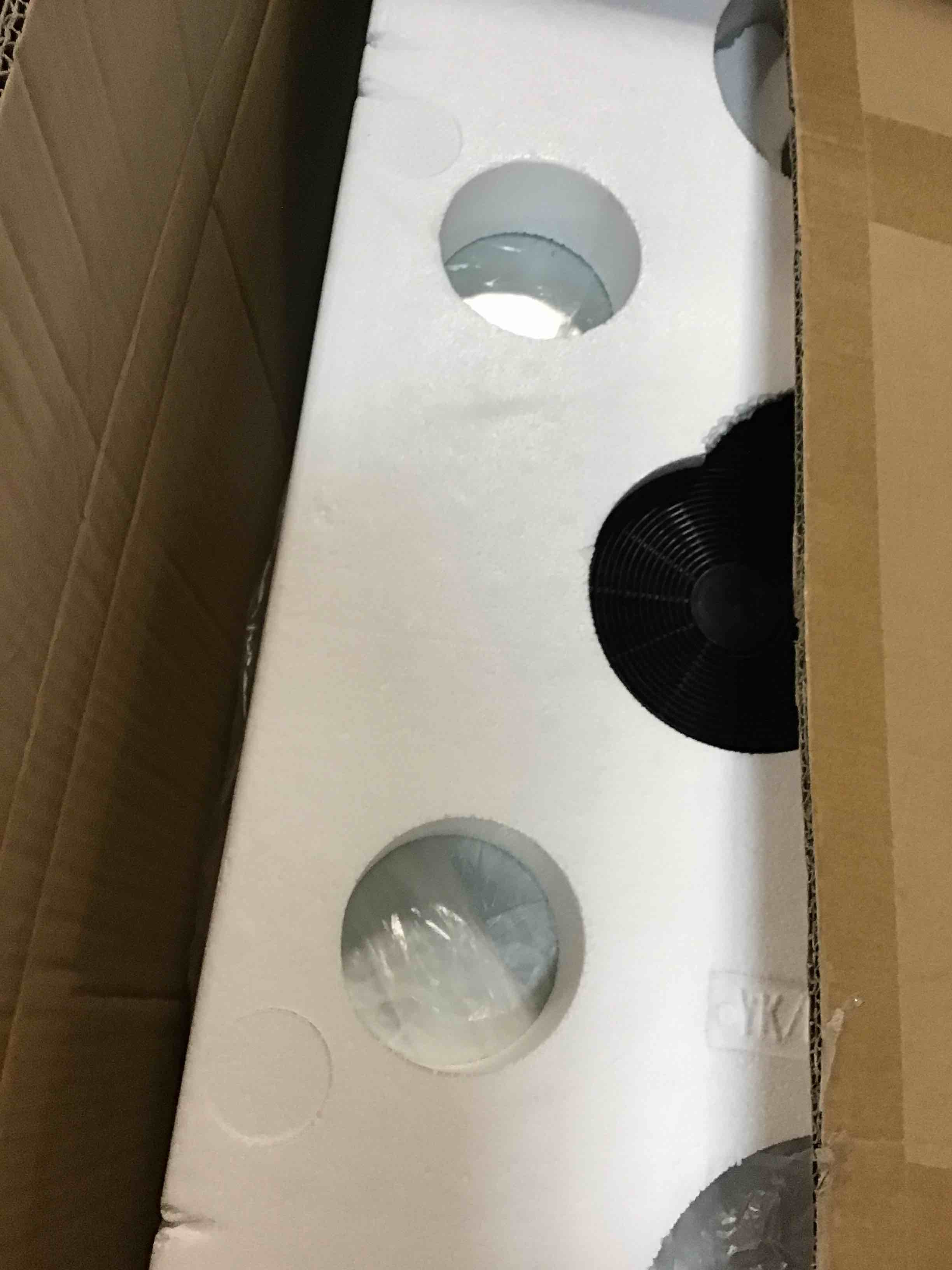 https://s3.amazonaws.com/lotting-images-prod/bidfta/RED5832135_1707246894619.jpeg