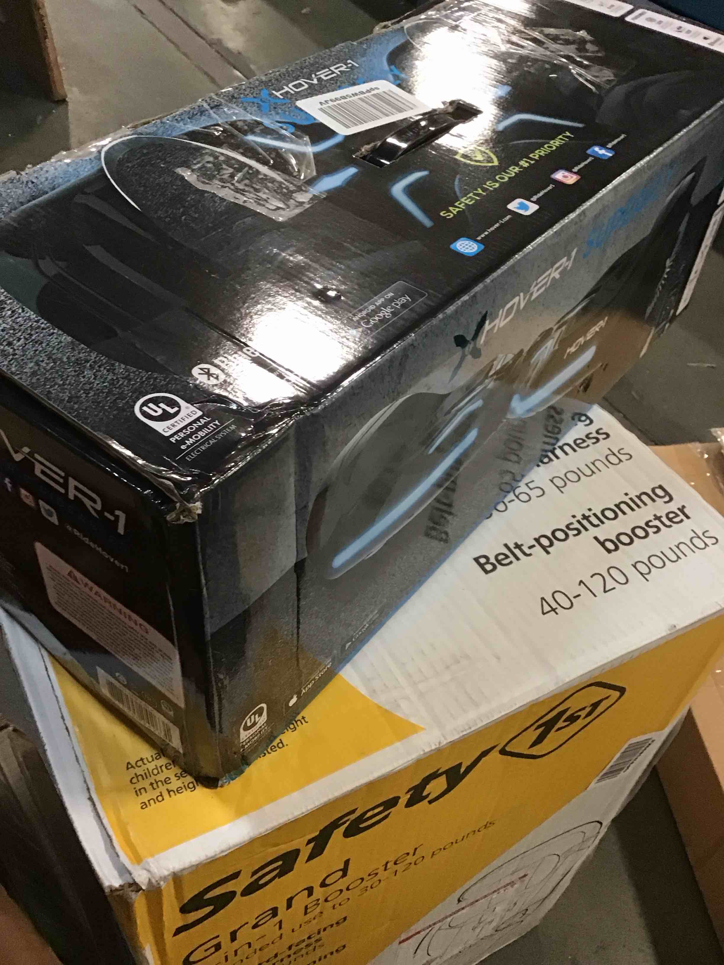 https://s3.amazonaws.com/lotting-images-prod/bidfta/RED5832217_1707310243700.jpeg