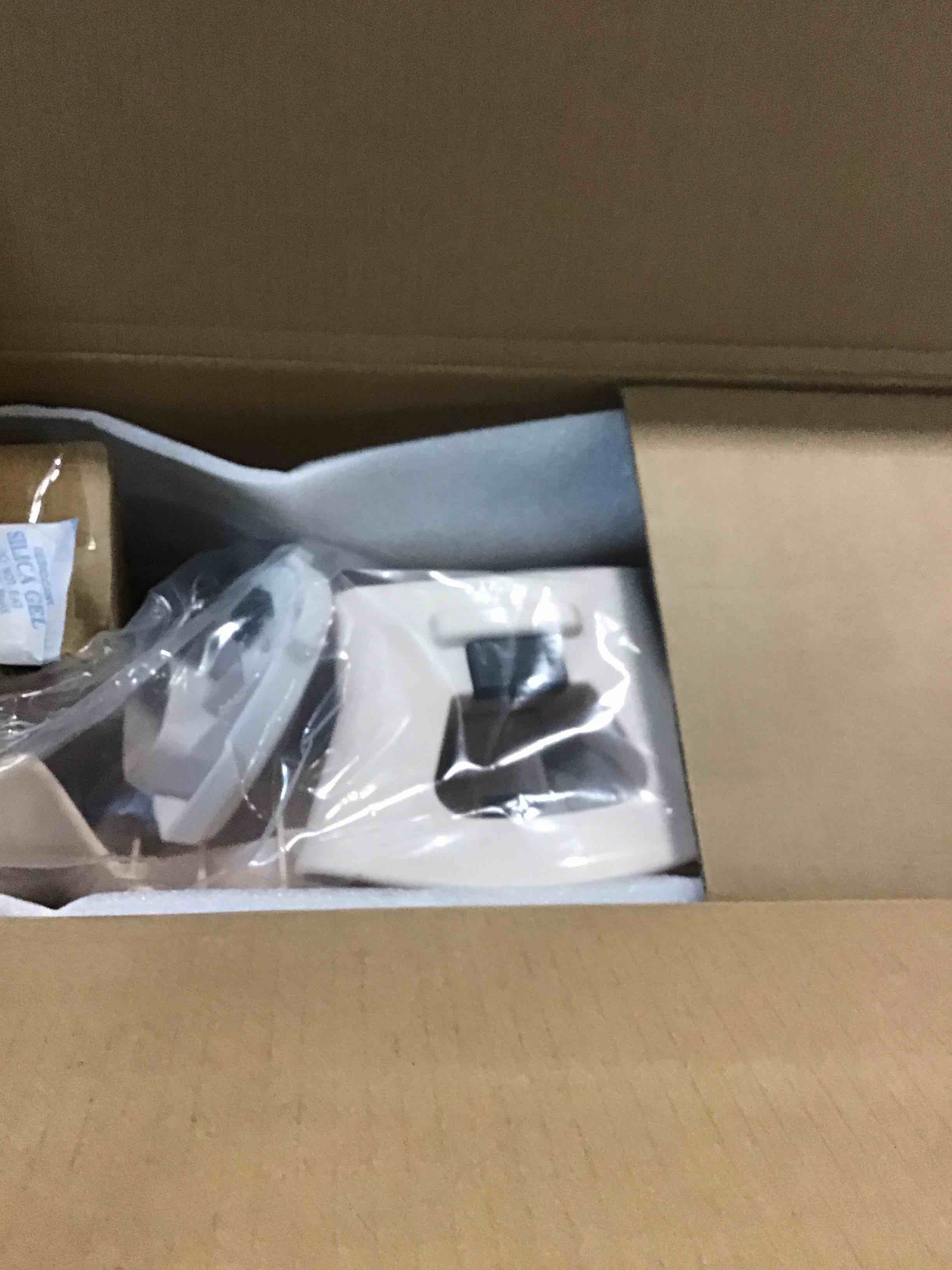https://s3.amazonaws.com/lotting-images-prod/bidfta/RED5832218_1707310275848.jpeg