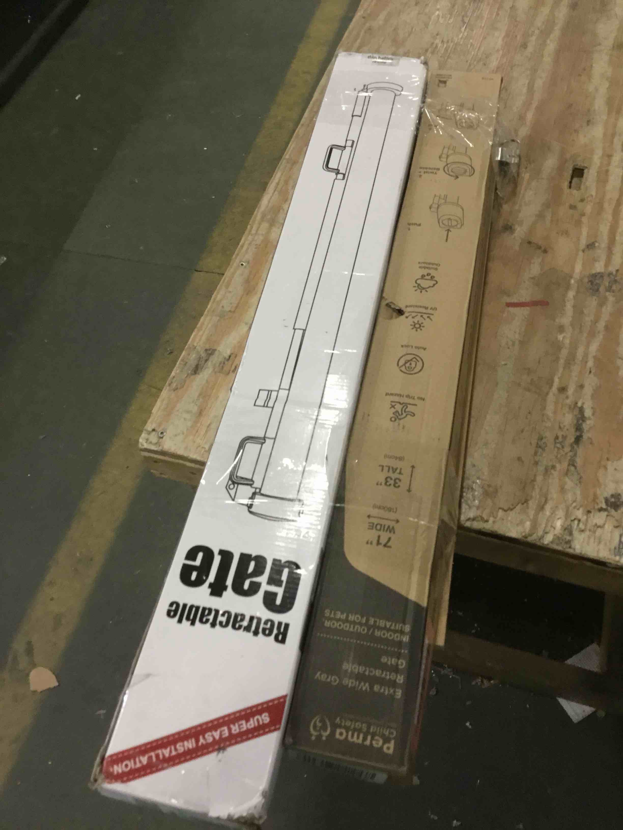 https://s3.amazonaws.com/lotting-images-prod/bidfta/RED5833338_1707074150024.jpeg