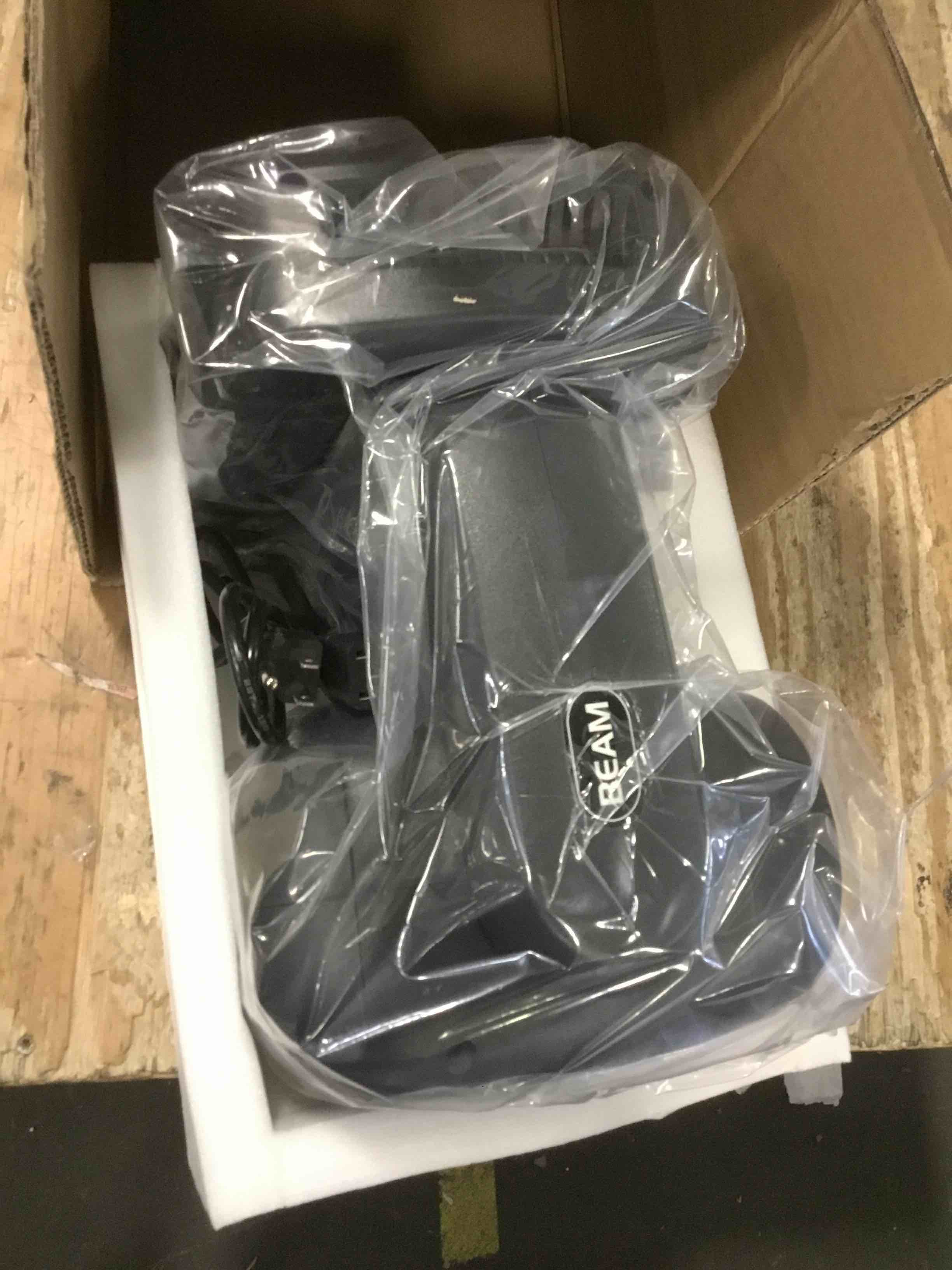 https://s3.amazonaws.com/lotting-images-prod/bidfta/RED5833386_1707081445886.jpeg