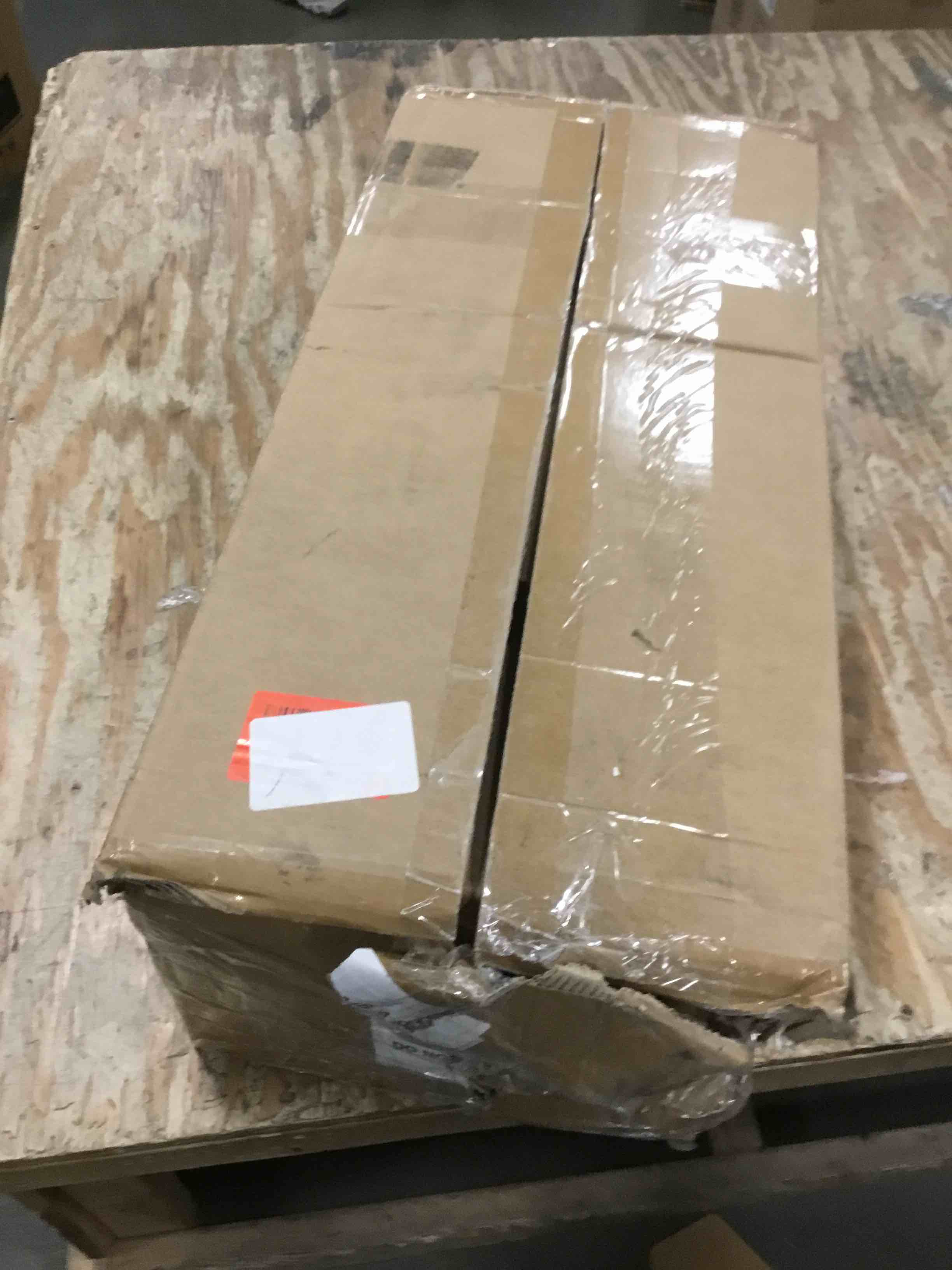 https://s3.amazonaws.com/lotting-images-prod/bidfta/RED5833394_1707135024744.jpeg