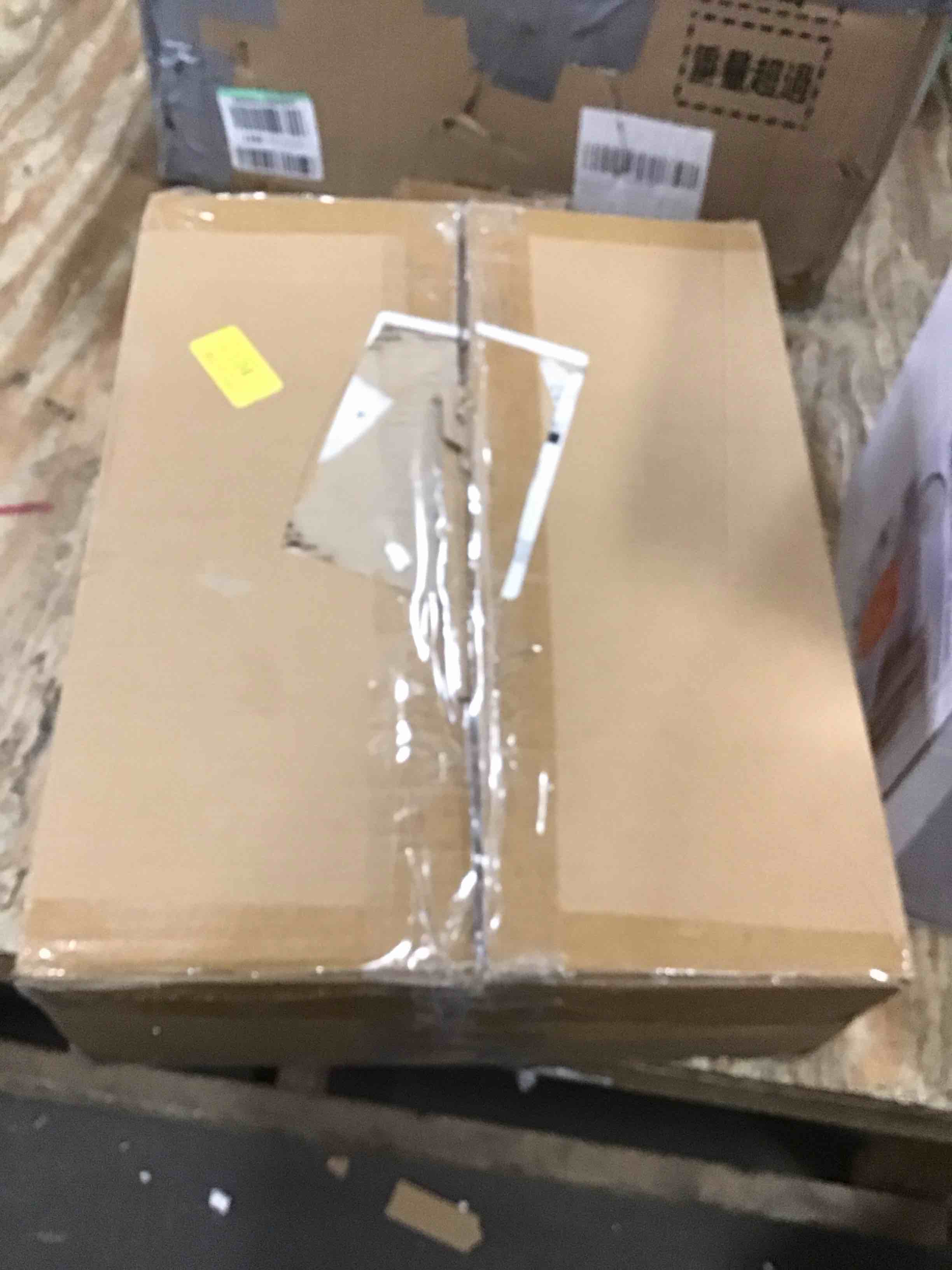 https://s3.amazonaws.com/lotting-images-prod/bidfta/RED5833448_1707147296253.jpeg