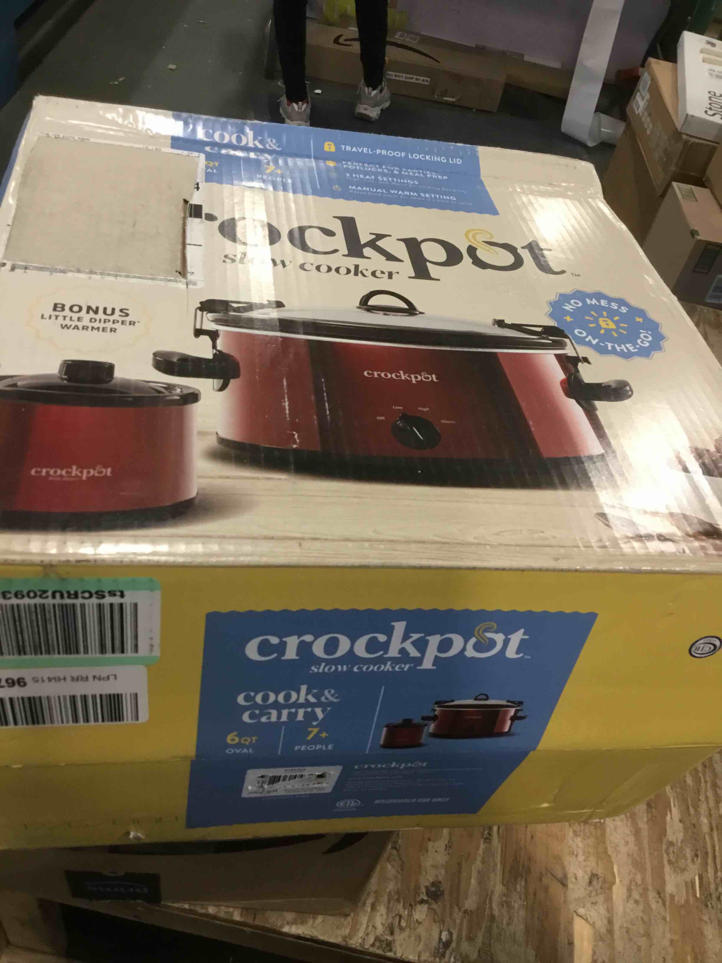 https://s3.amazonaws.com/lotting-images-prod/bidfta/RED5833910_1707321153435.jpeg