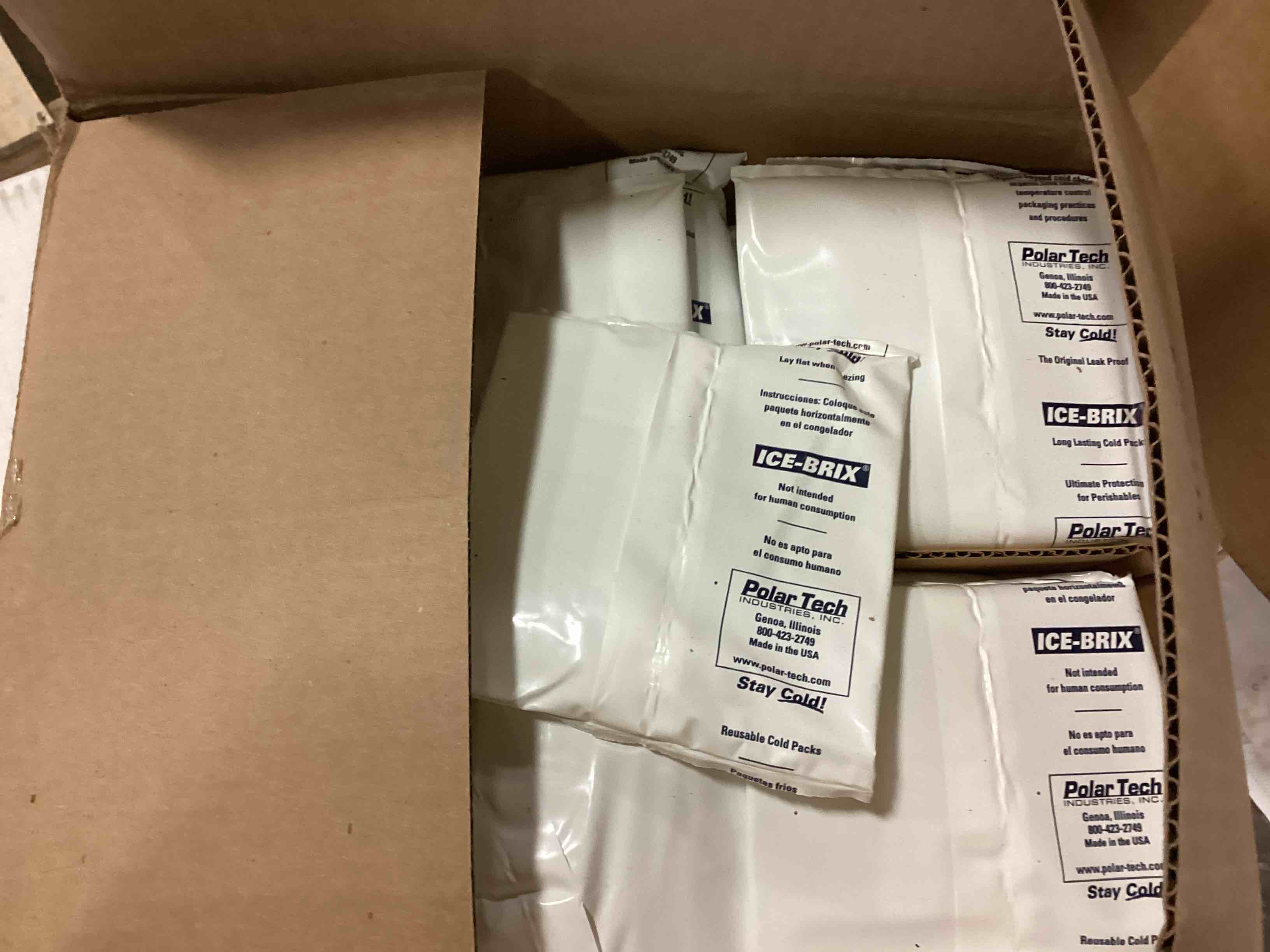 https://s3.amazonaws.com/lotting-images-prod/bidfta/RED5835587_1706710716789.jpeg