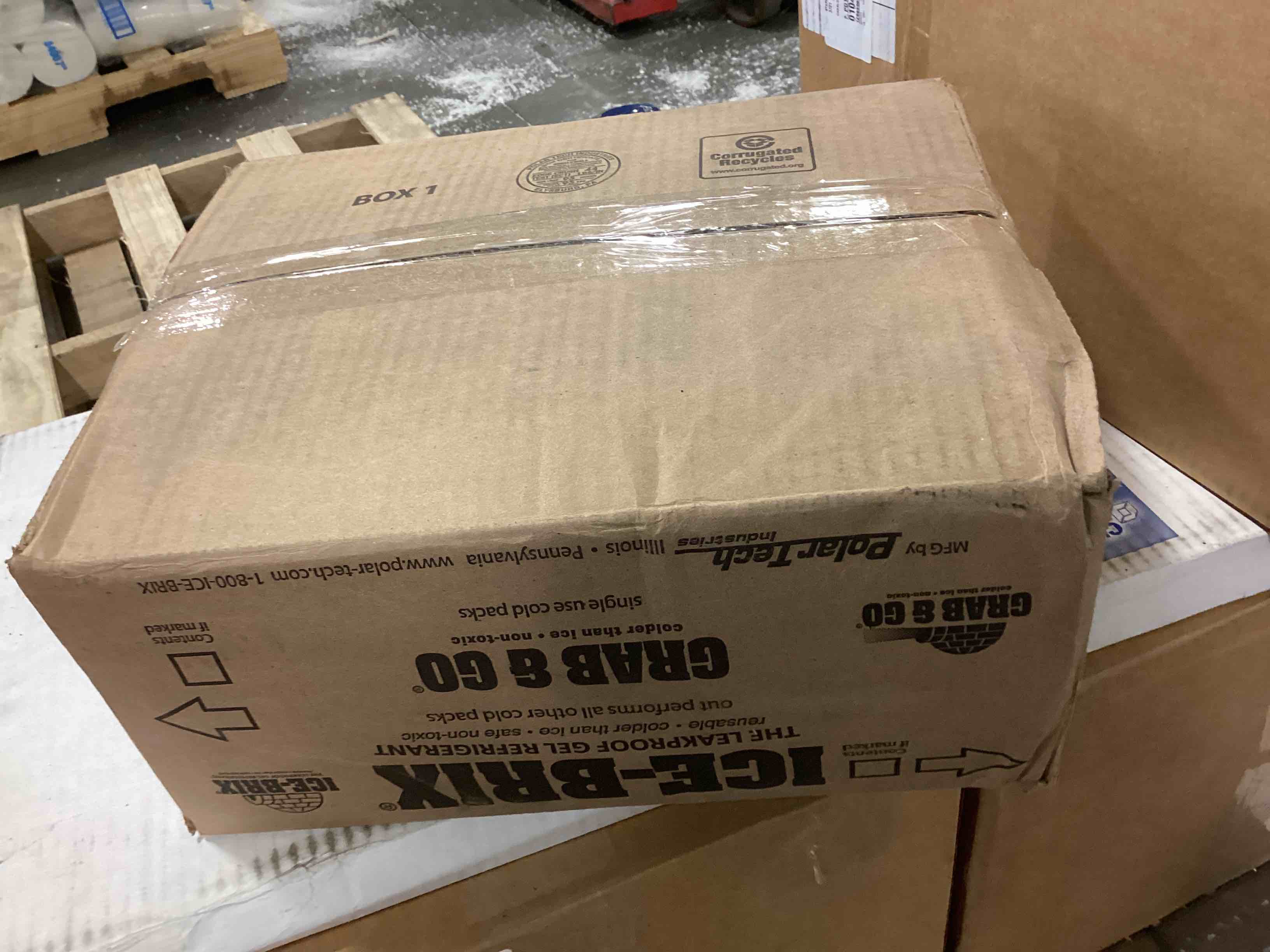 https://s3.amazonaws.com/lotting-images-prod/bidfta/RED5835587_1706710747417.jpeg