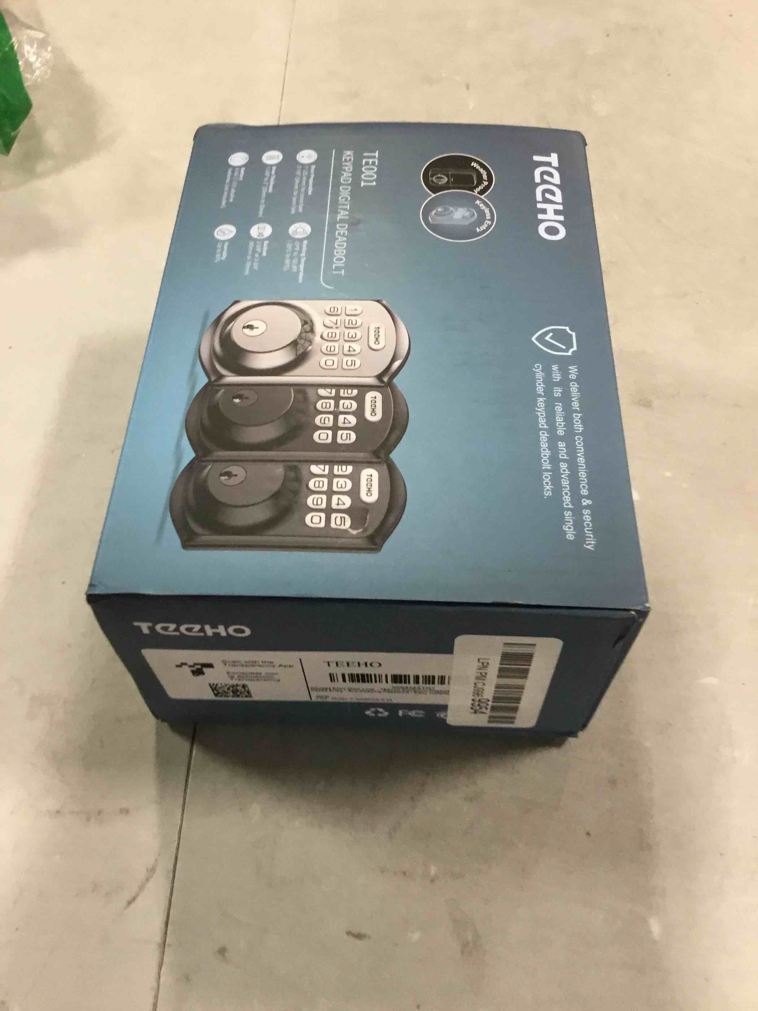 https://s3.amazonaws.com/lotting-images-prod/bidfta/RED5836138_1706877752368.jpeg