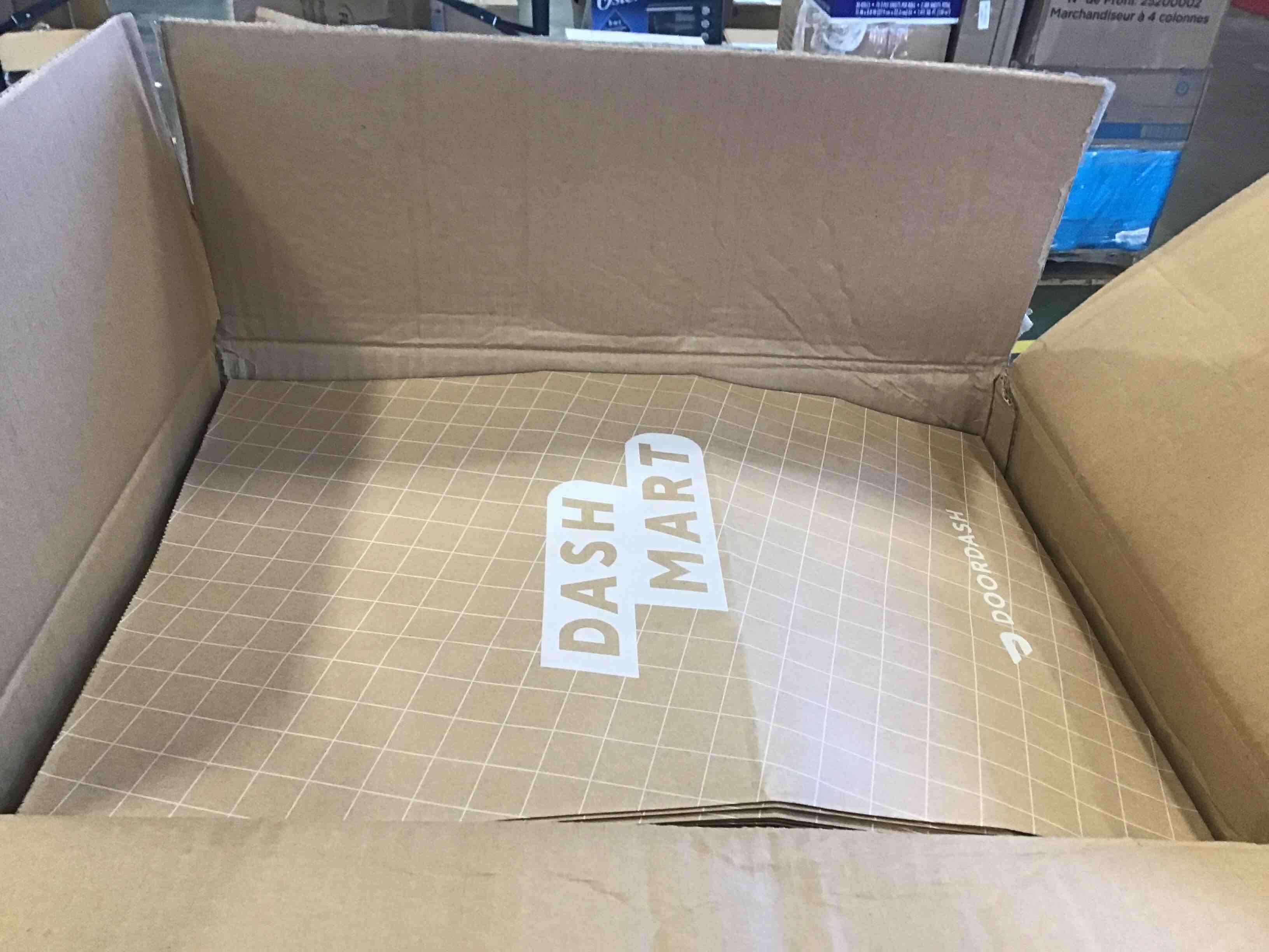 https://s3.amazonaws.com/lotting-images-prod/bidfta/RED5836591_1707143657832.jpeg