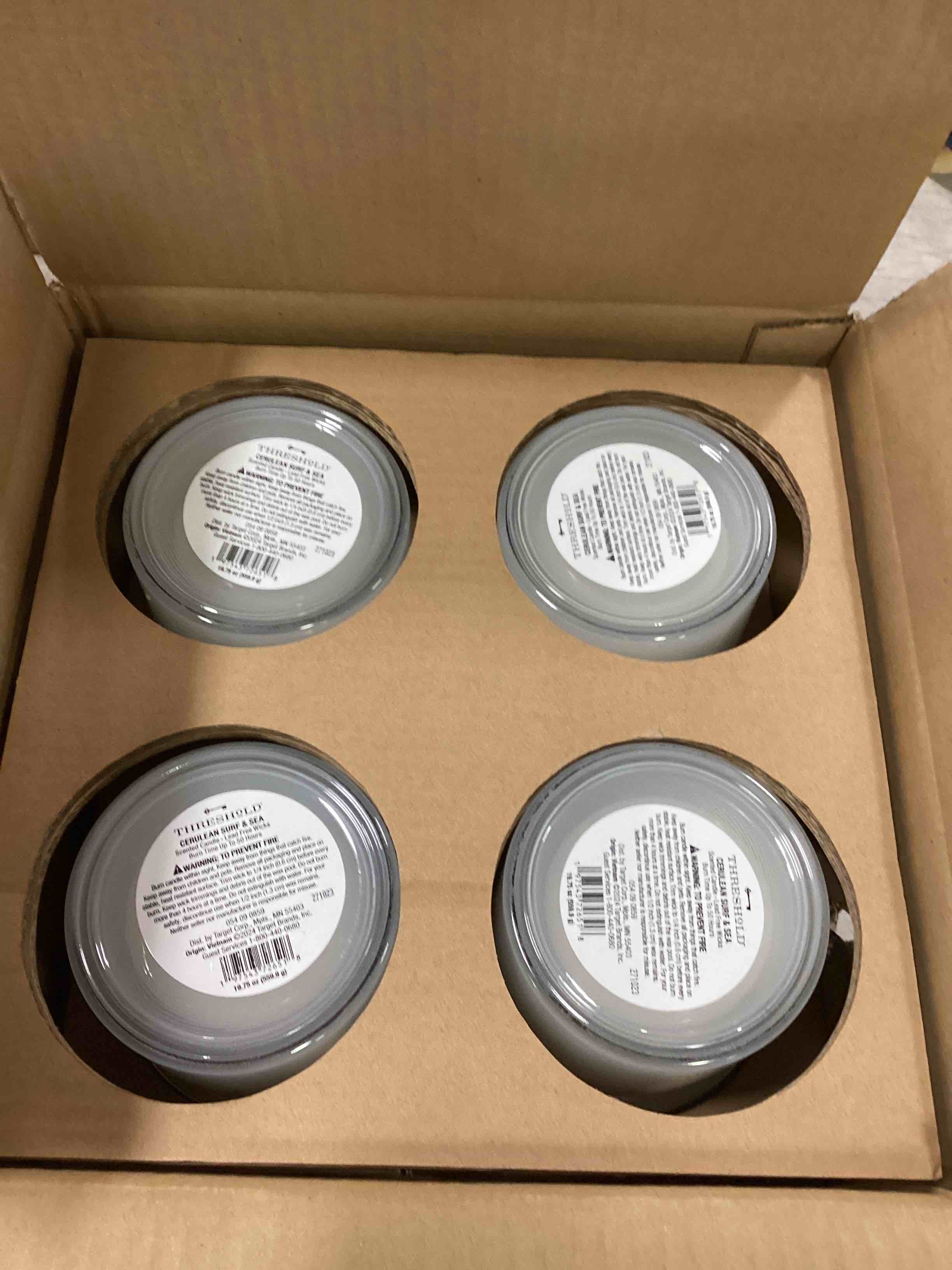 https://s3.amazonaws.com/lotting-images-prod/bidfta/RED5837310_1706624951265.jpeg